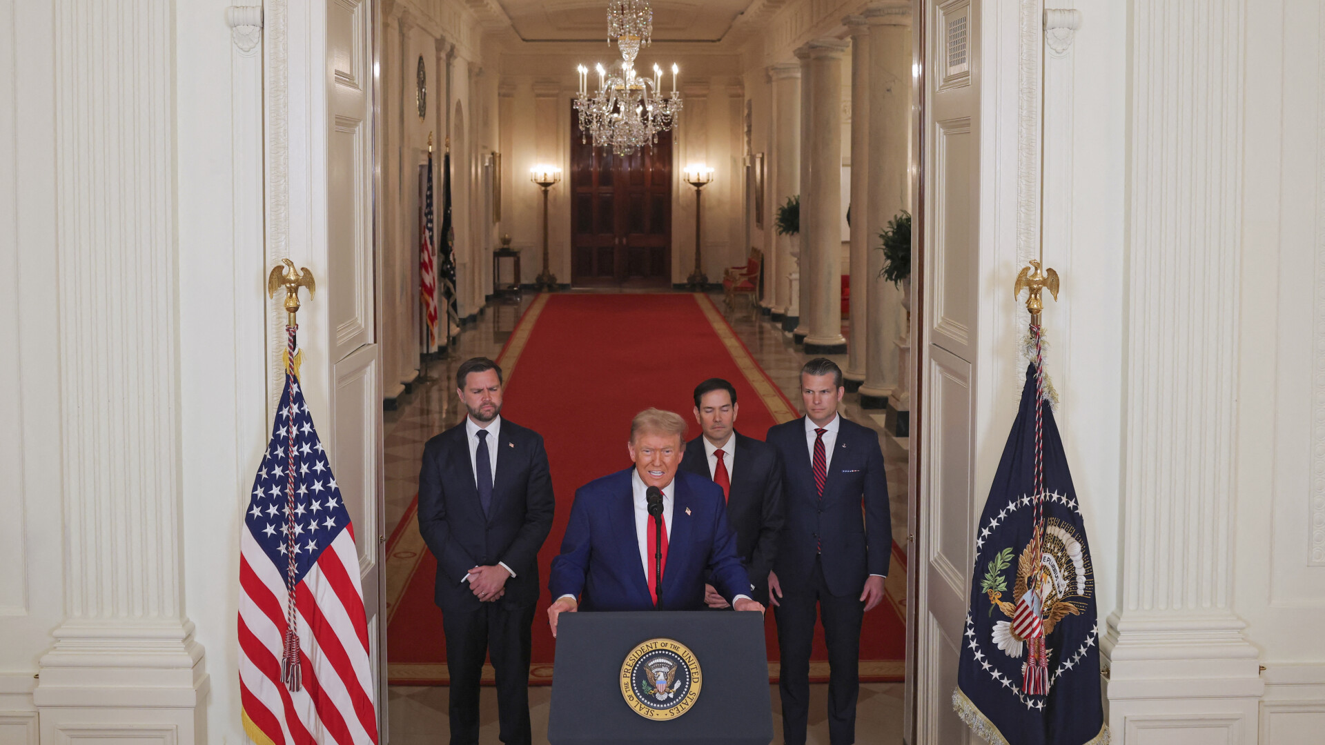 POLITICO: Trump vrea un singur lucru de la summitul NATO. Europa i-l va da