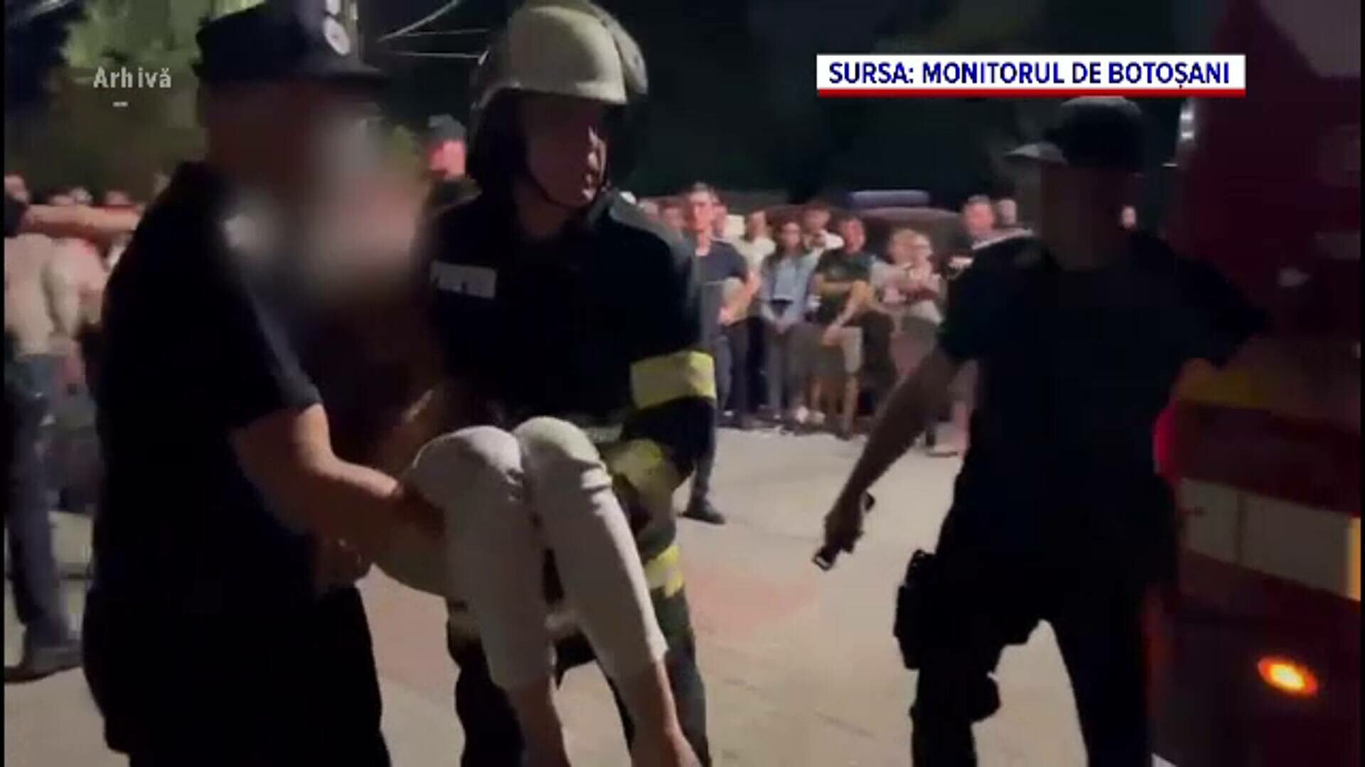 Ce pedeapsă a primit tânăra care și-a aruncat copiii de 2 și 3 ani de la etaj, ca să se răzbune pe soț. Mezinul a murit