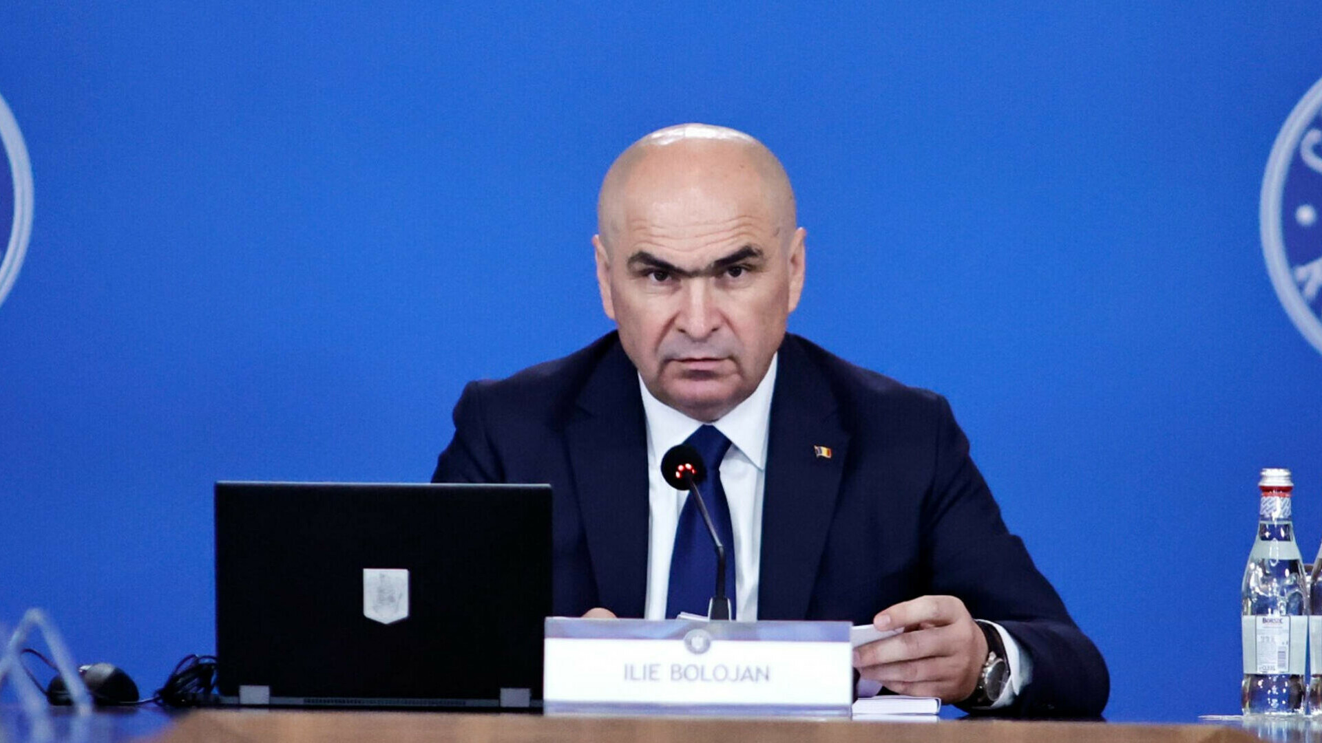 Ultima şansă pentru a evita retrogradarea la „Junk”. Ilie Bolojan va discuta cu reprezentanții unei agenții de rating