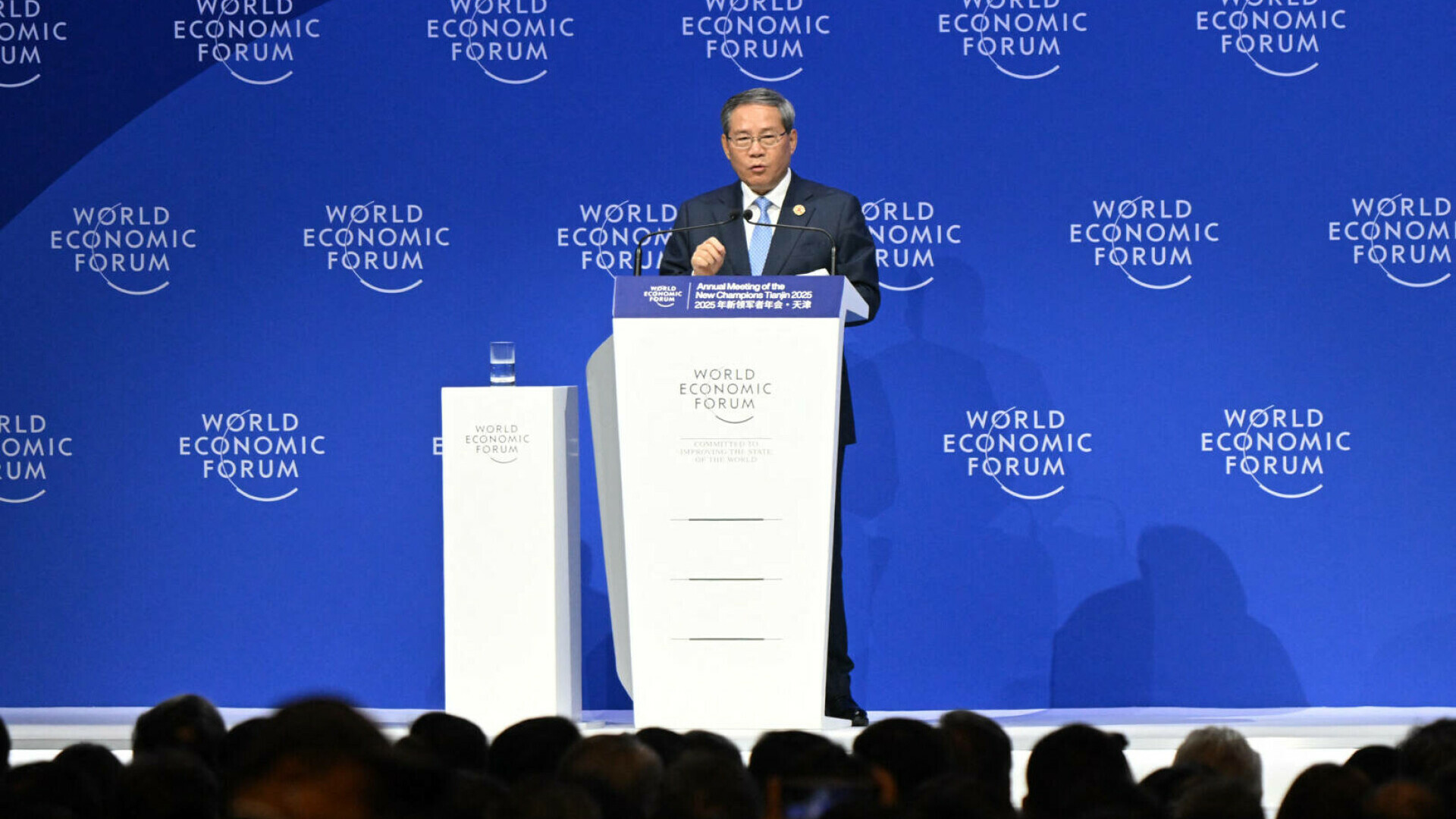 Premierul chinez Li Qiang: „Comerţul nu trebuie transformat într-o problemă politică sau de securitate”