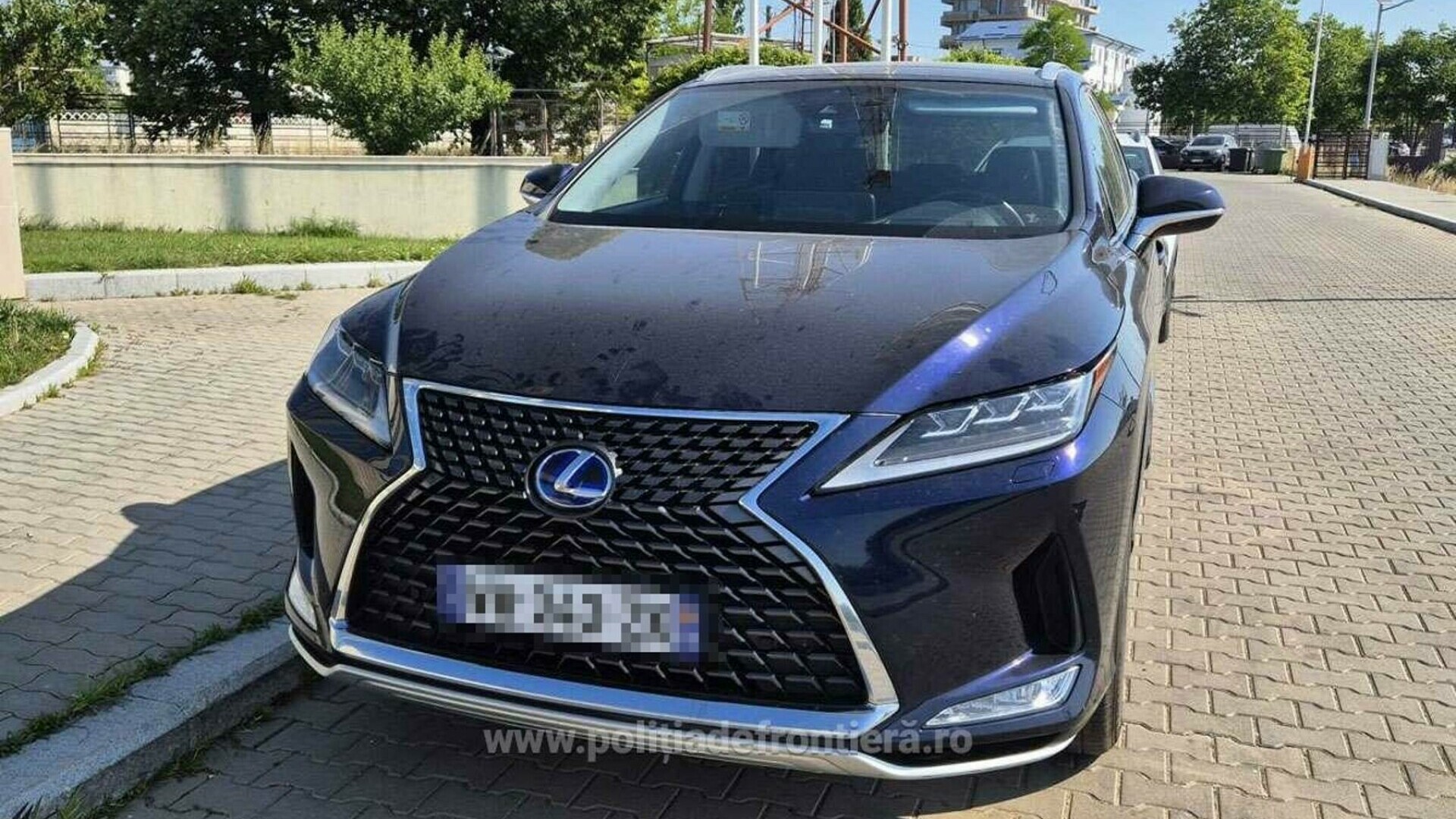 Un șofer de 20 de ani a rămas fără mașina de 43.000 de euro după un control al polițiștilor din Constanţa. Ce au descoperit