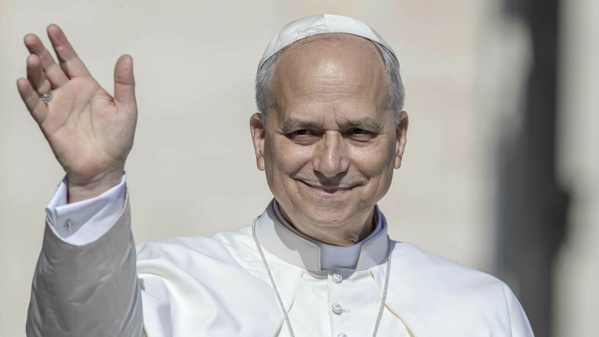 Papa Leon condamnă propaganda reînarmării: „Cum se poate crede, după secole de istorie, că războaiele aduc pacea”