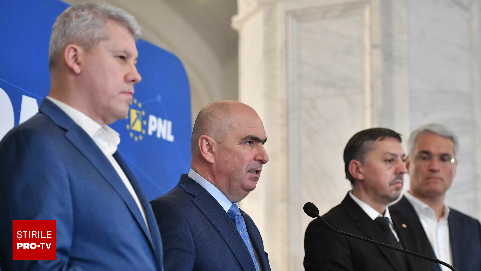 TVA cre&#537;te la 21%, accize majorate cu 10%, CASS de 10% pentru pensiile &bdquo;mari&rdquo;. Primele m&#259;suri anun&#539;ate oficial de Guvern