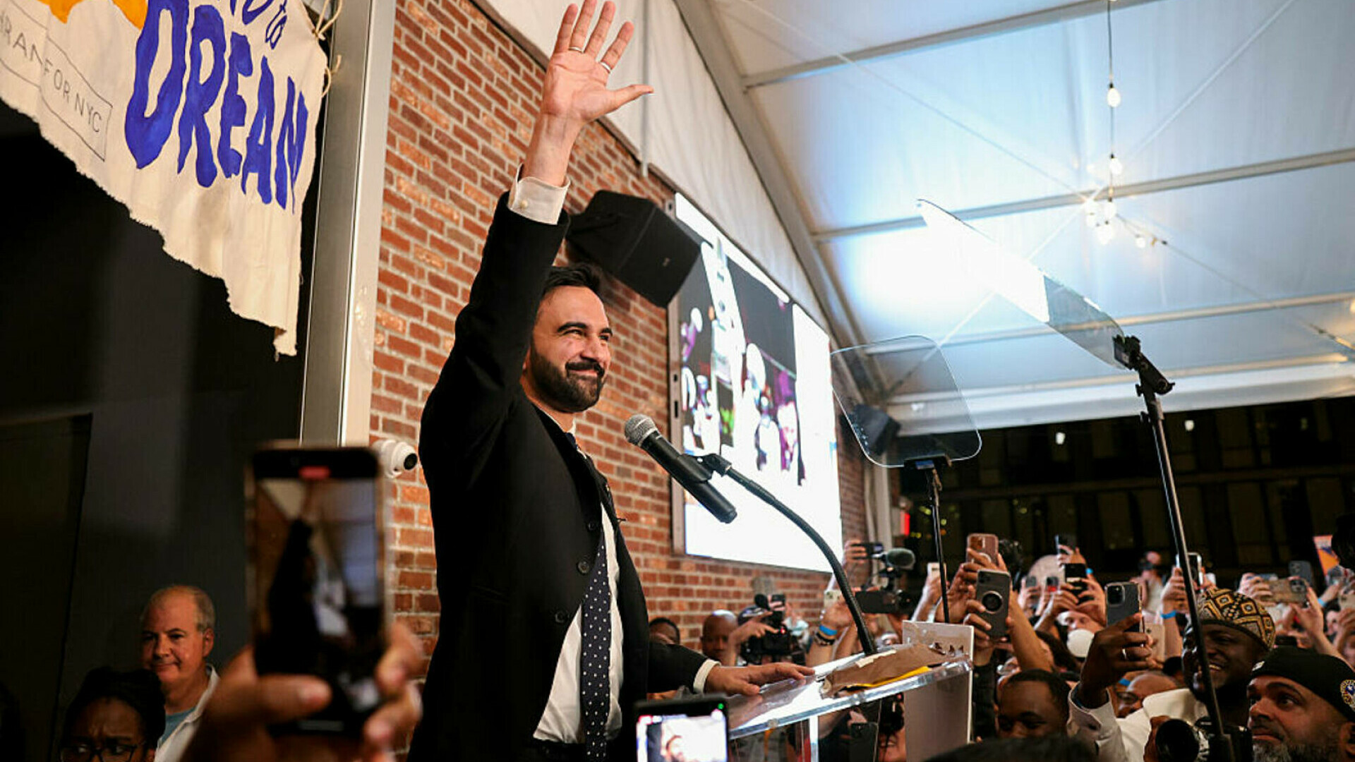 Principalul candidat la primăria New York-ului vrea supra-impozitarea „cartierelor albe” și să nu mai existe miliardari