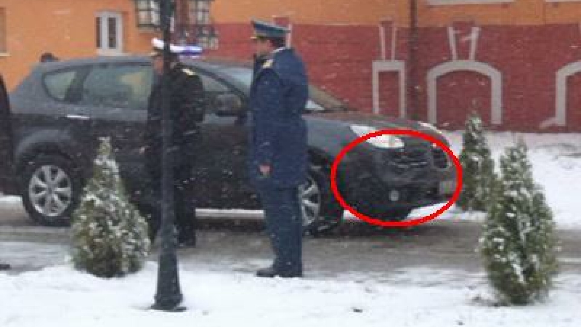 masina lovita Basescu