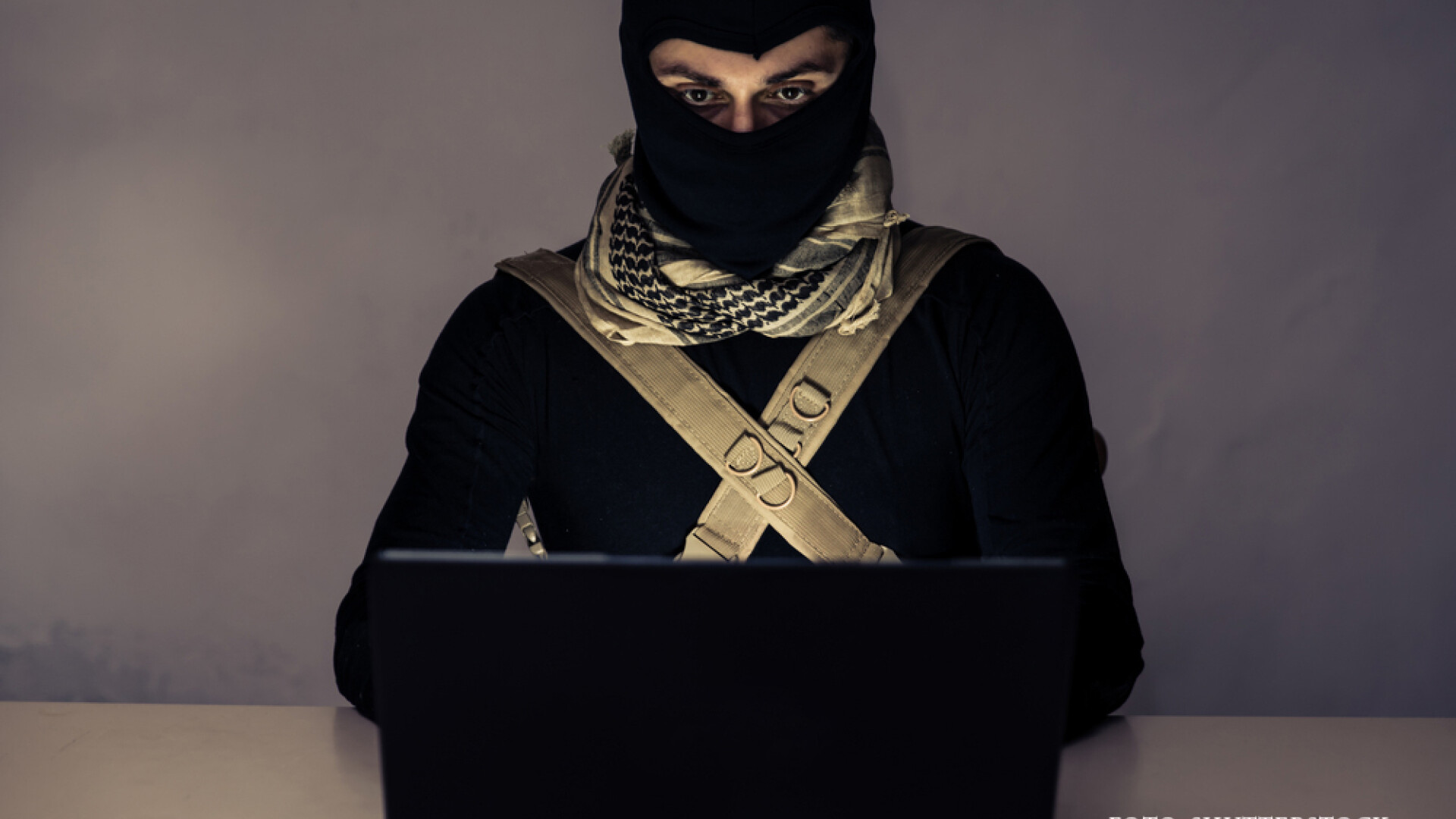 terorist la calculator