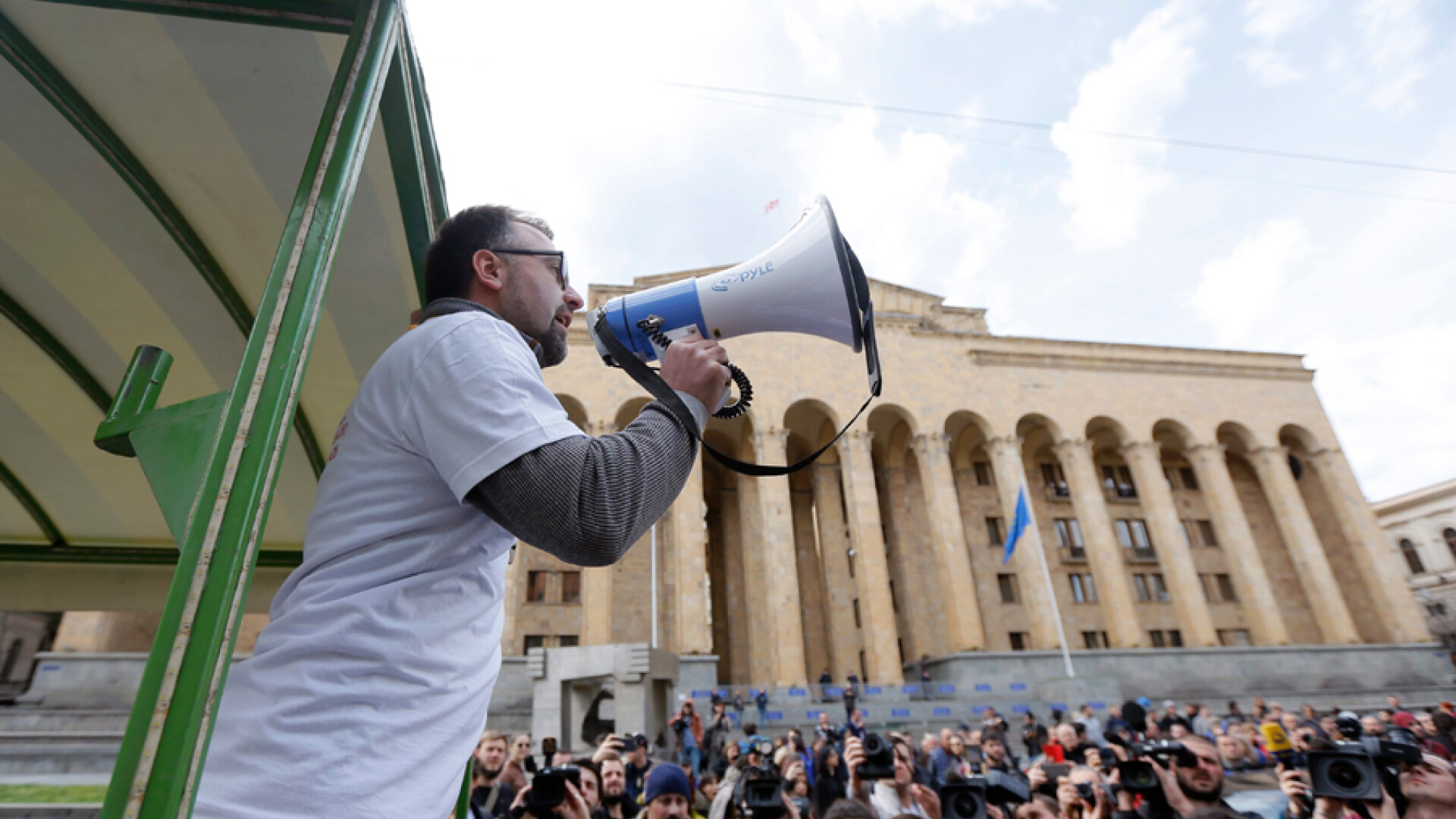 proteste in Tbilisi dupa aparitia unor inregistrari compromitatoare
