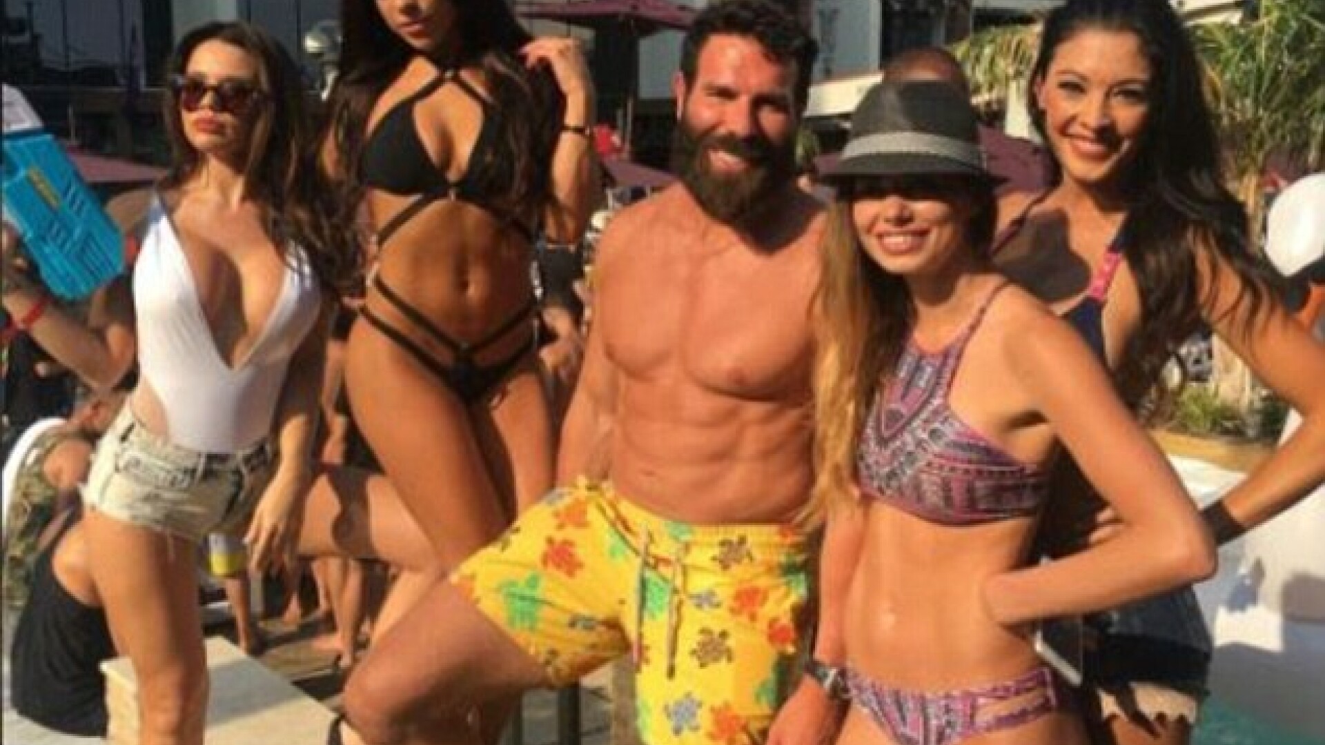 bilzerian femei