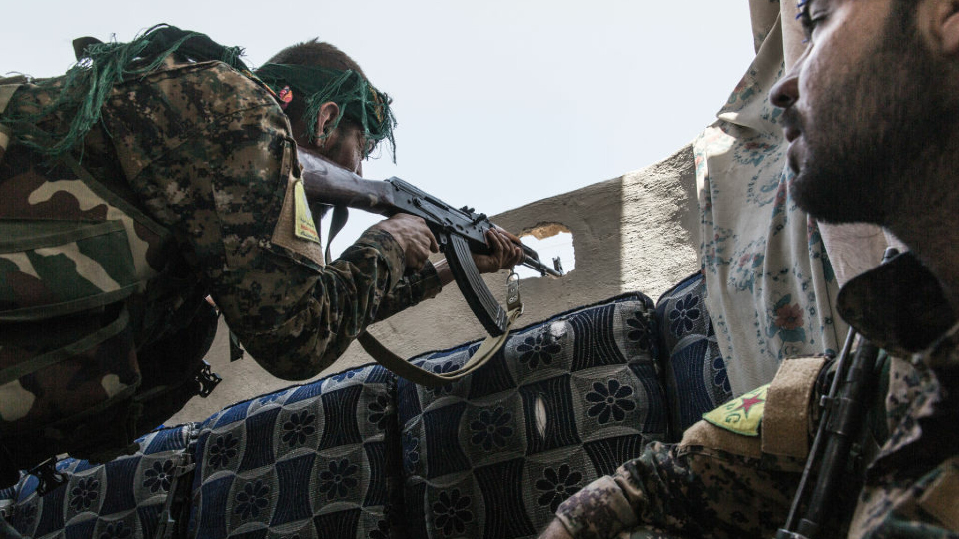 luptatori kurzi din YPG