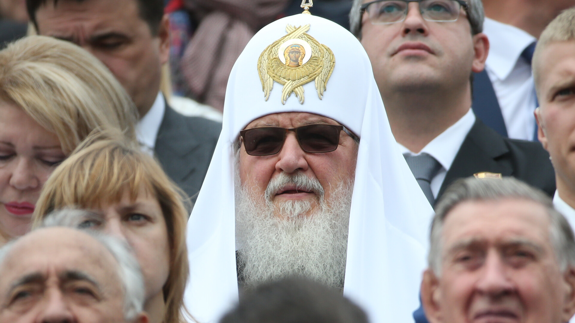 Patriarhul Chiril le cere credincioşilor ruși să nu meargă la biserică