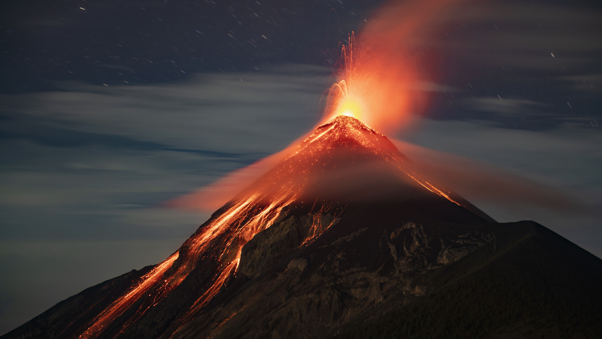 eruptie vulcan