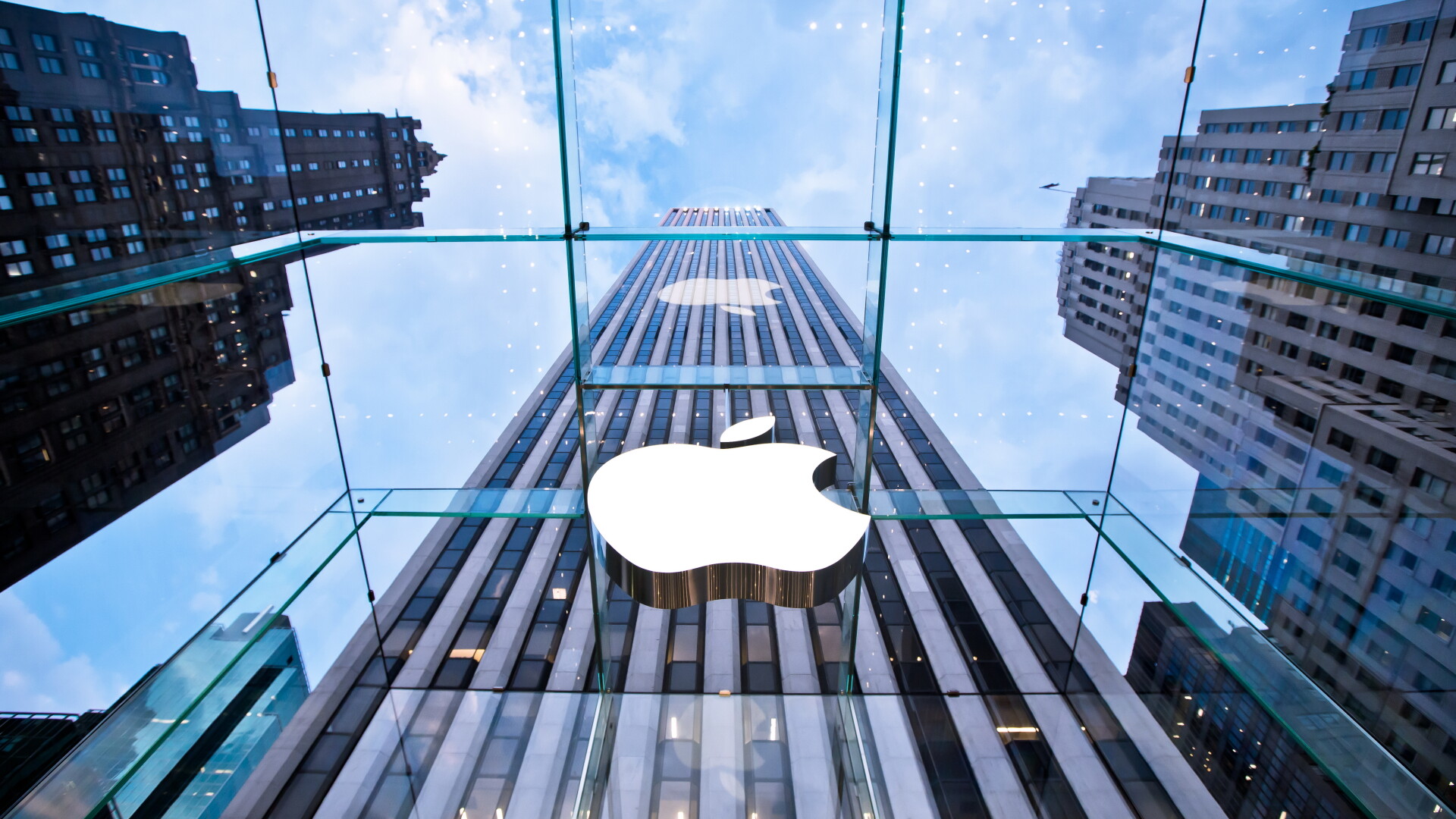 Apple anunţă că majoritatea telefoanelor iPhone ”made in China” vor deveni ”made in India”