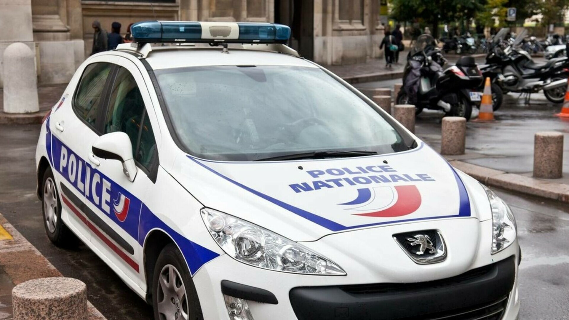 poliția franceză
