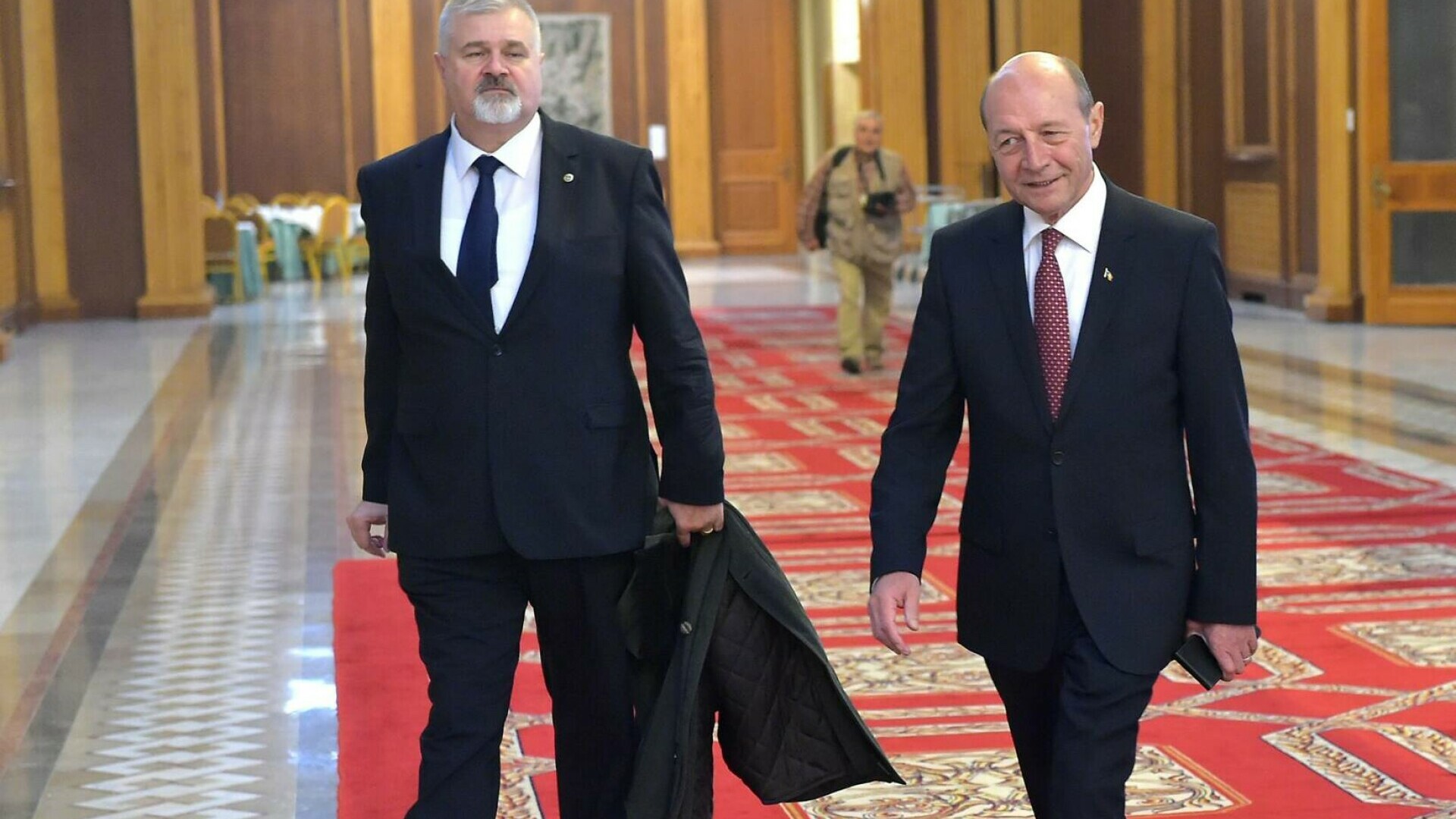 Dorel Onaca, Traian Basescu