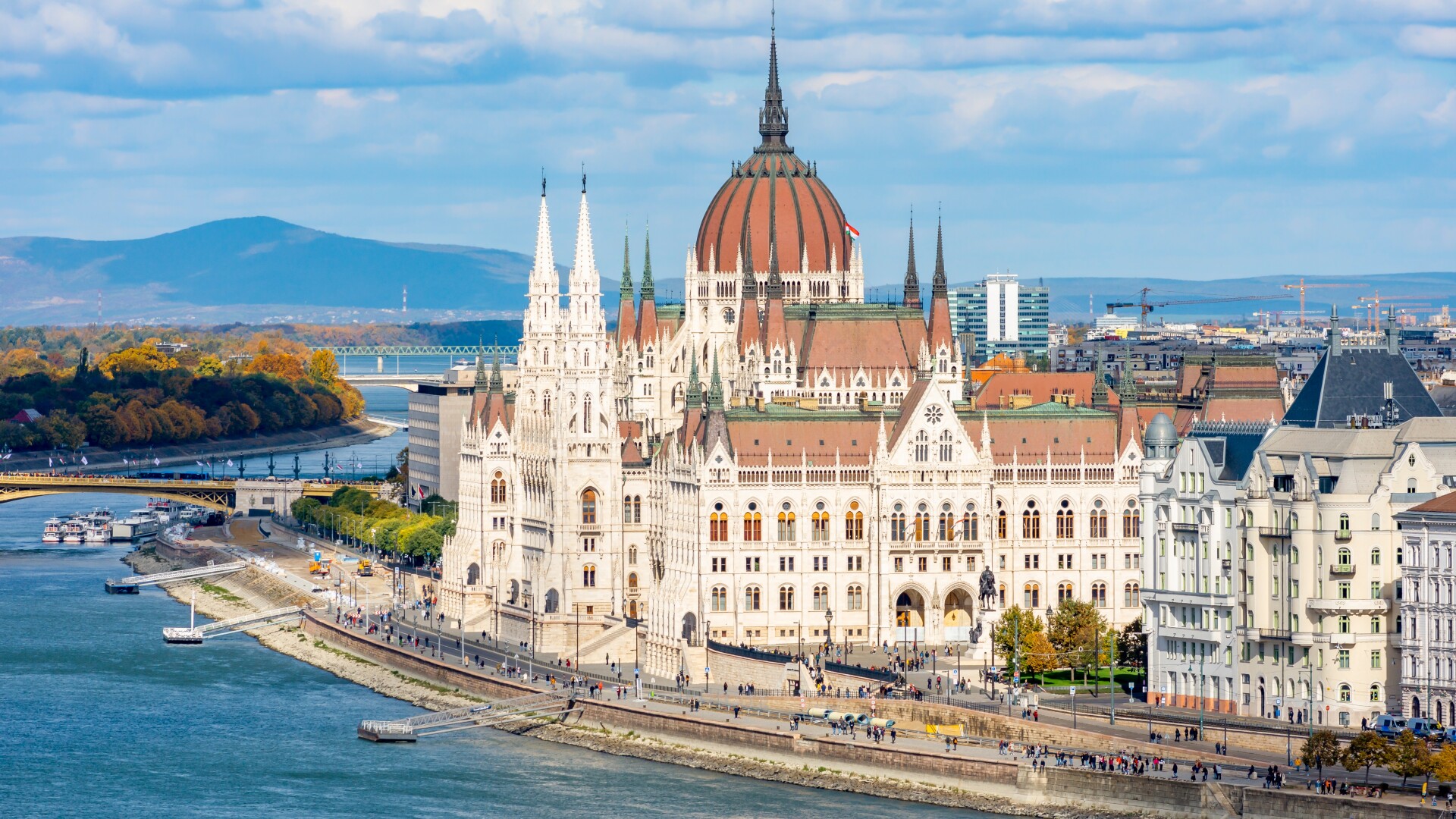 Budapesta, în război deschis cu Viktor Orban. Ce a făcut premierul maghiar cu bani luați direct din conturile capitalei