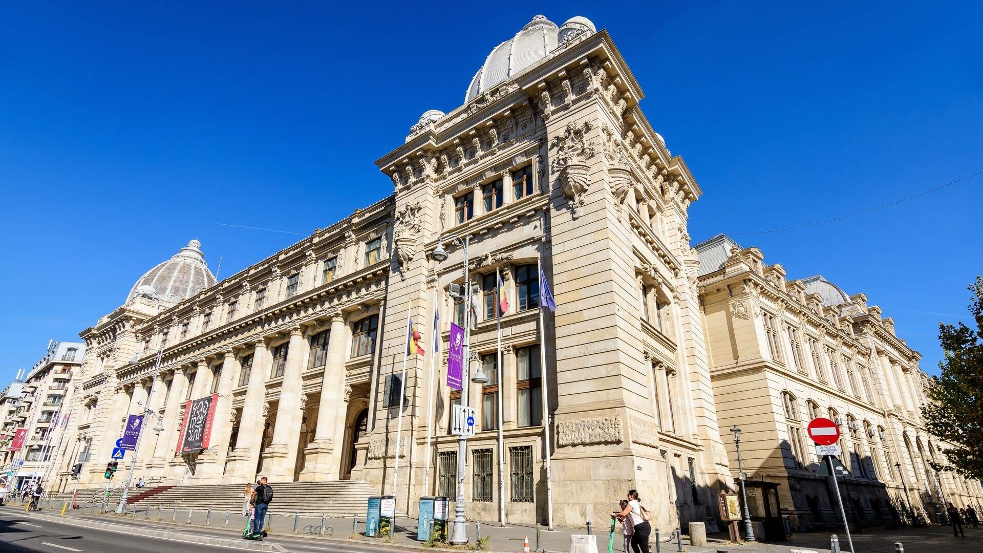 Palatul Poștelor, povestea clădirii pentru care statul a plătit o sumă uriașă