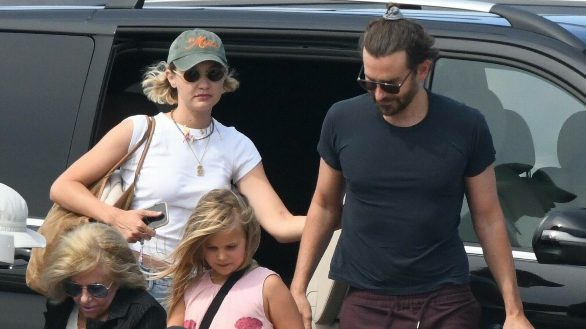 Gigi Hadid și Bradley Cooper