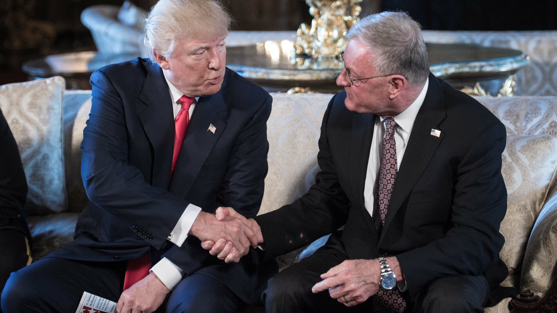 Keith Kellogg si Donald Trump
