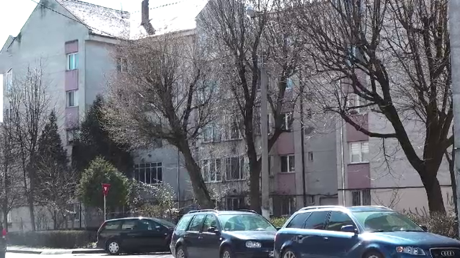 Un oraș din România va construi un bloc special pentru medicii și specialiștii care lucrează la spital