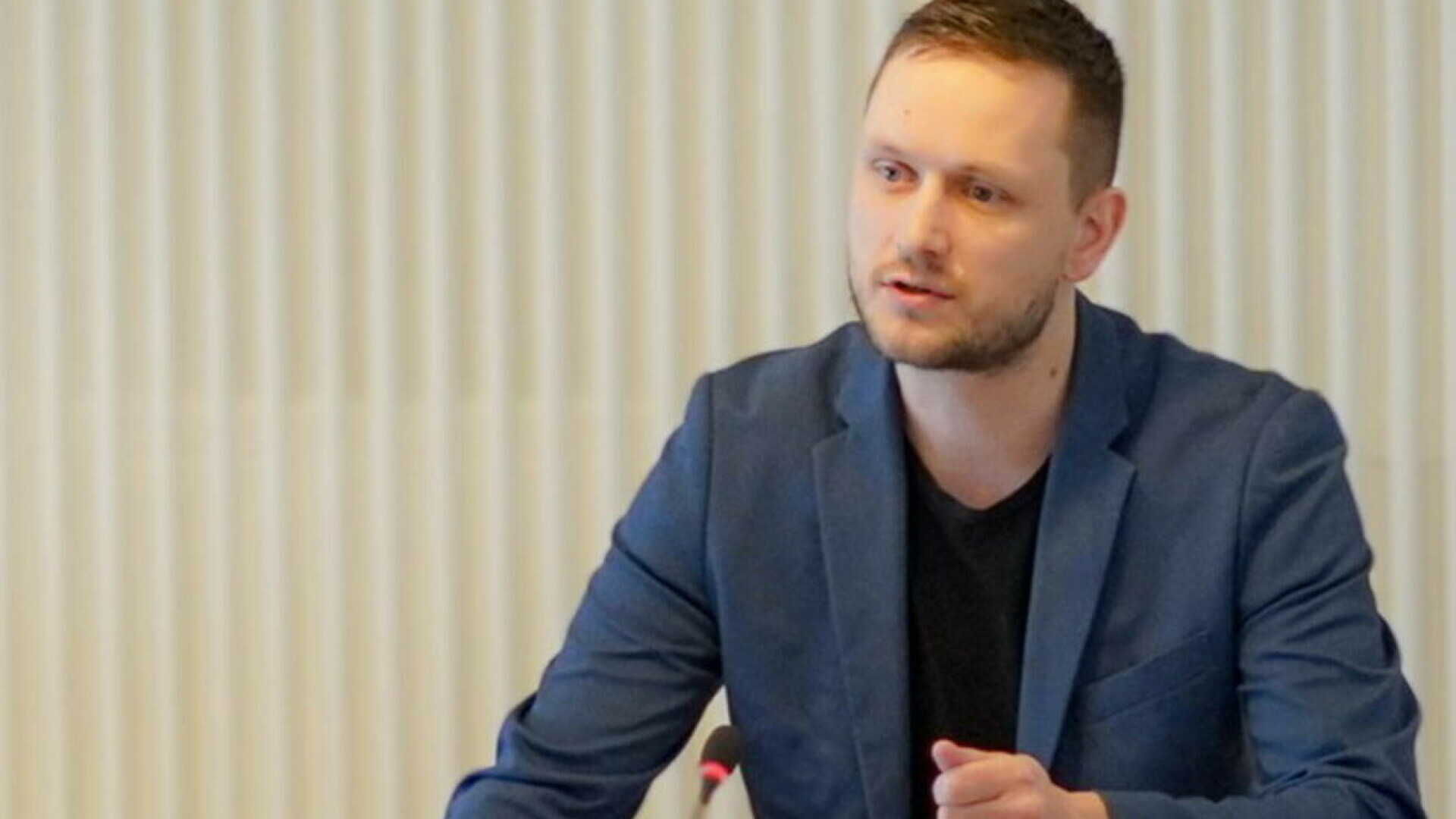 prim-ministru Jens-Frederik Nielsen