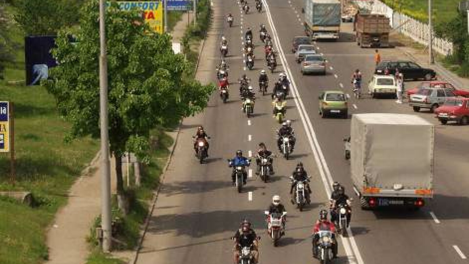 Castiga in weekend o motocicleta Suzuki GSX-F 600, la adunarea anuala a motociclistilor
