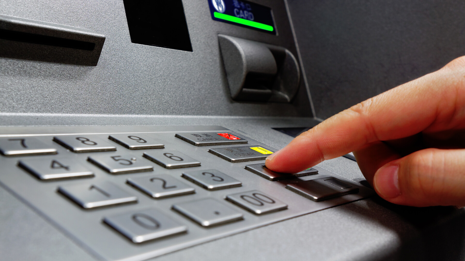 bancomat ATM- Shutterstock