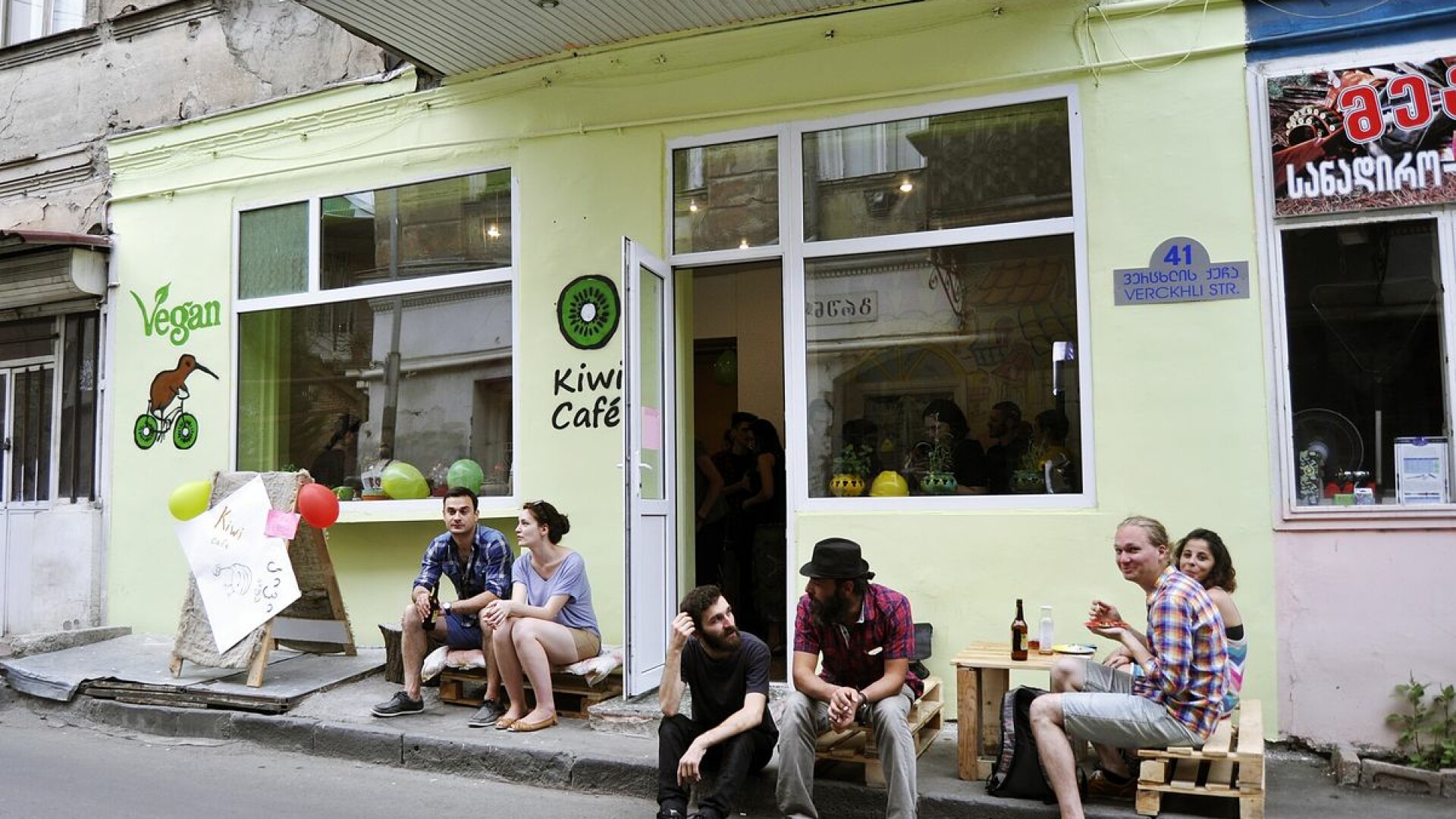 cafenea Kiwi Tbilisi