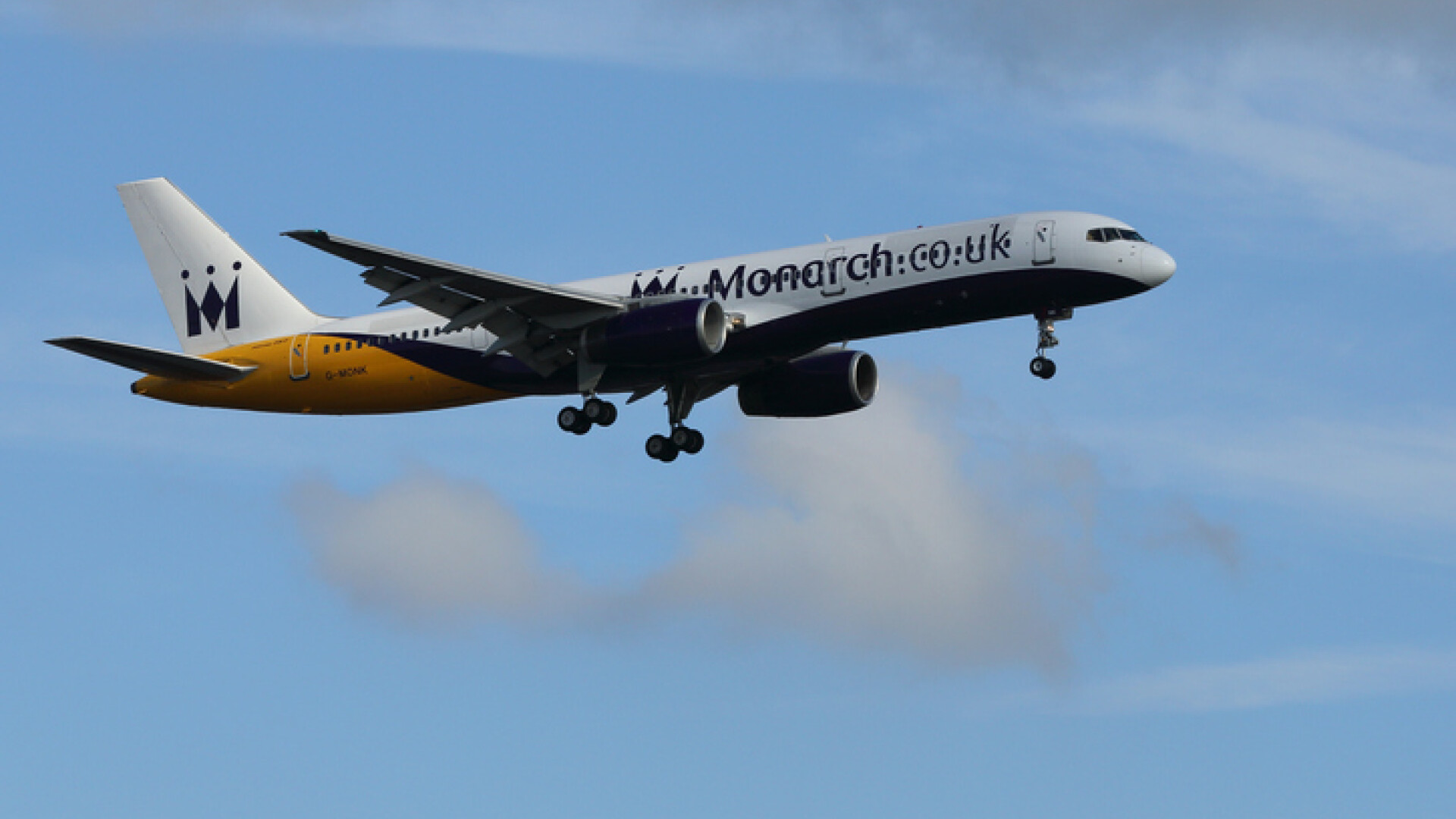 avion al liniei aeriene Monarch