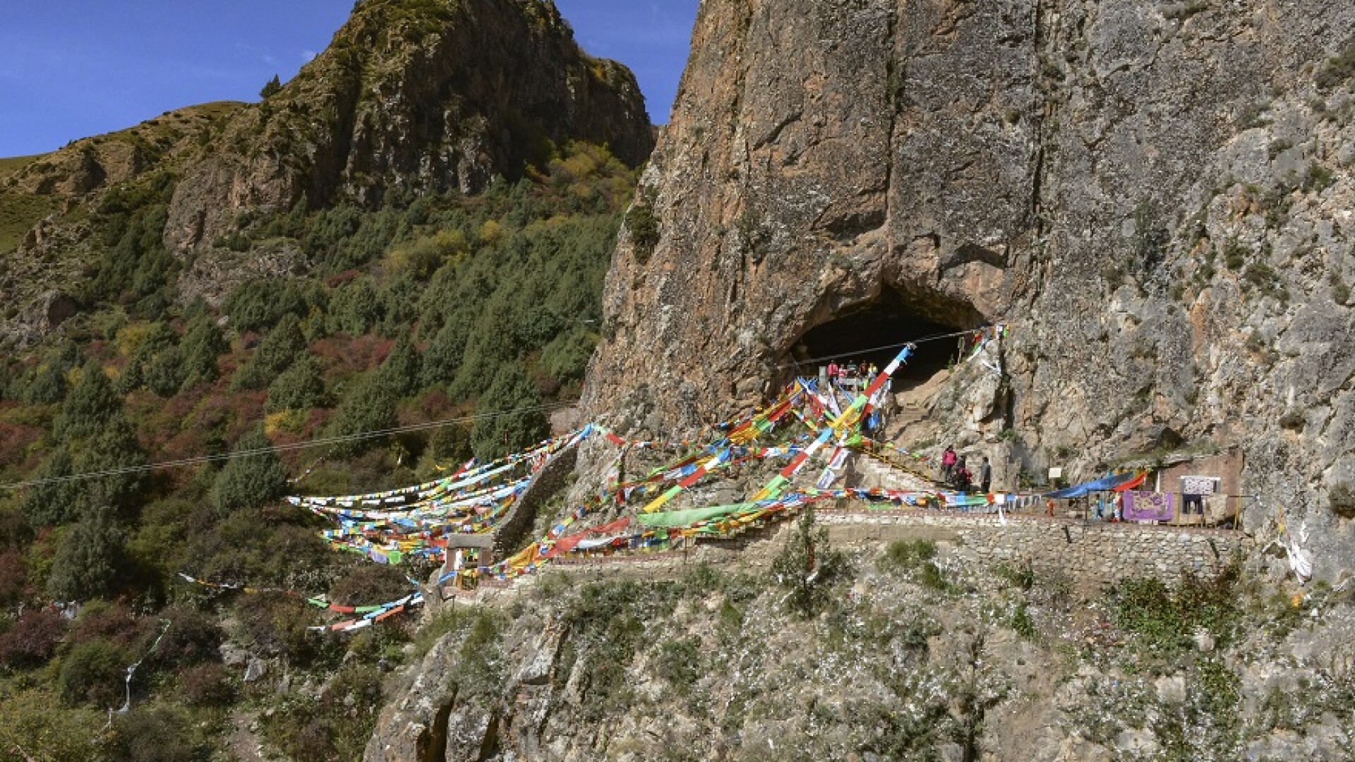 Peştera Baishiya din Tibet