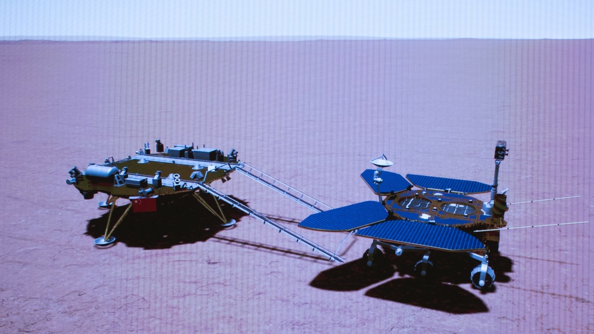 Roverul chinez Zhurong a efectuat prima sa deplasare pe suprafaţa planetei Marte