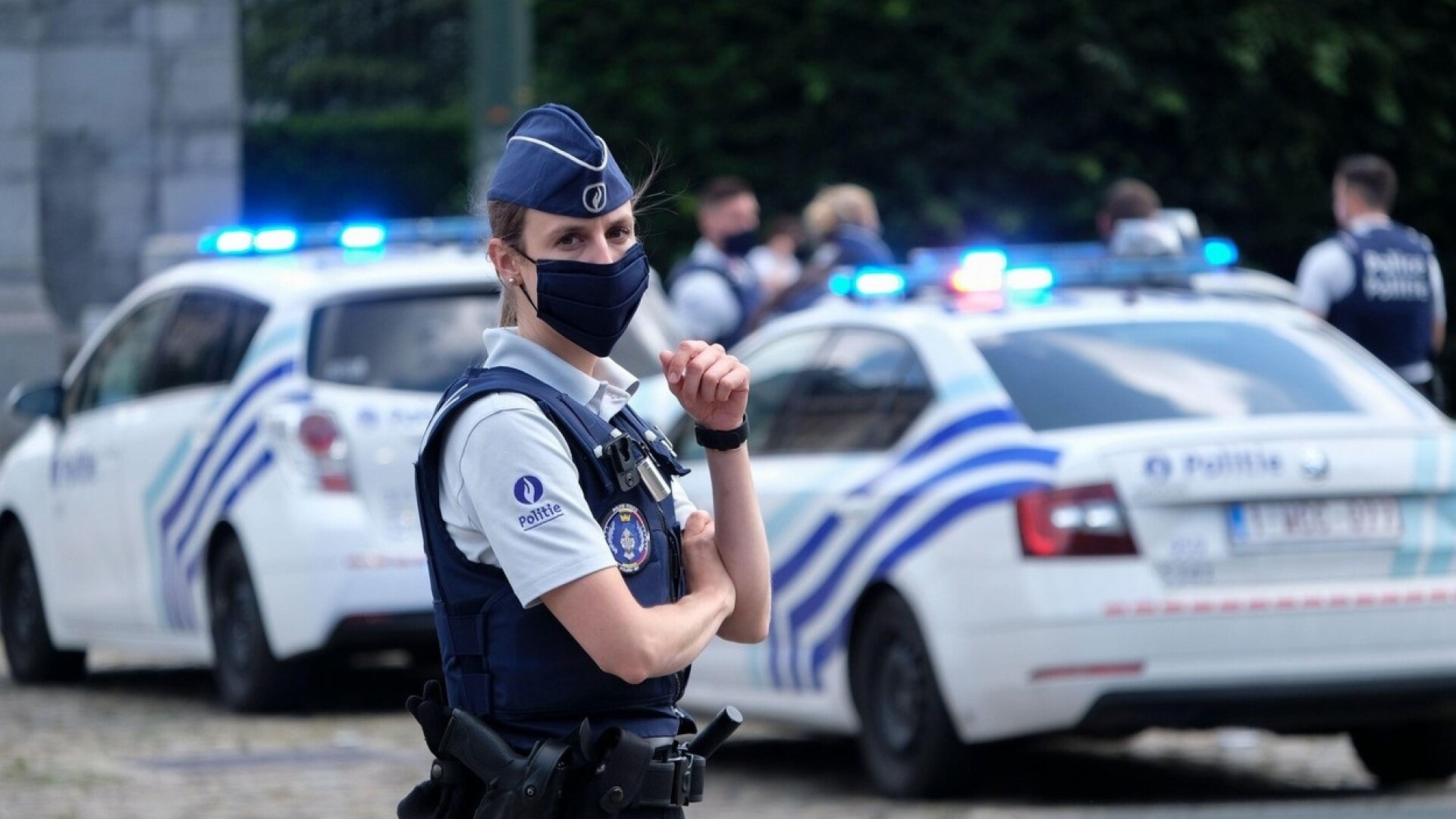 Crimă înfiorătoare în Belgia. O mamă a fost ucisă pe stradă, în timp ce își plimba bebelușul