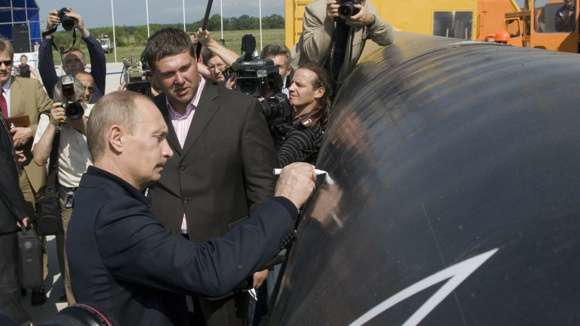 Putin spune că Europa va plăti cele mai mari prețuri din lume la energie dacă renunță la petrolul din Rusia