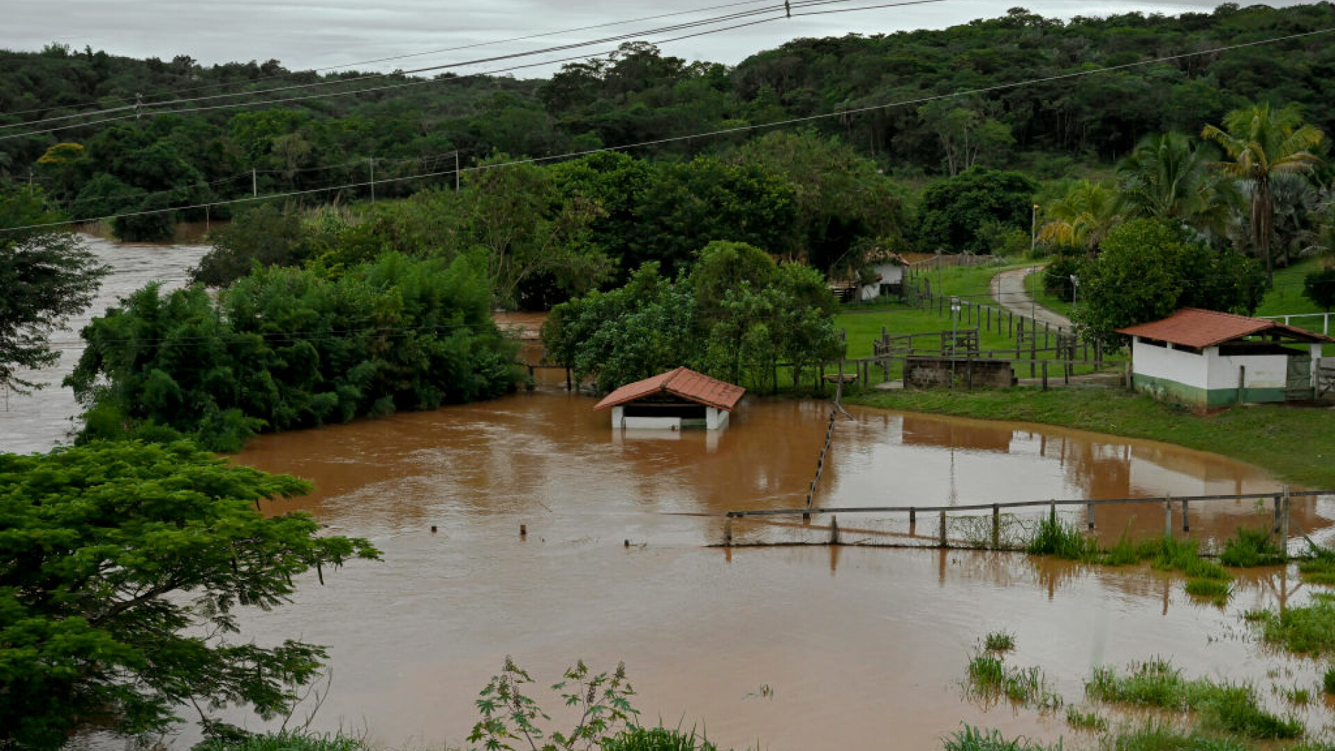 ploi brazilia inundatii