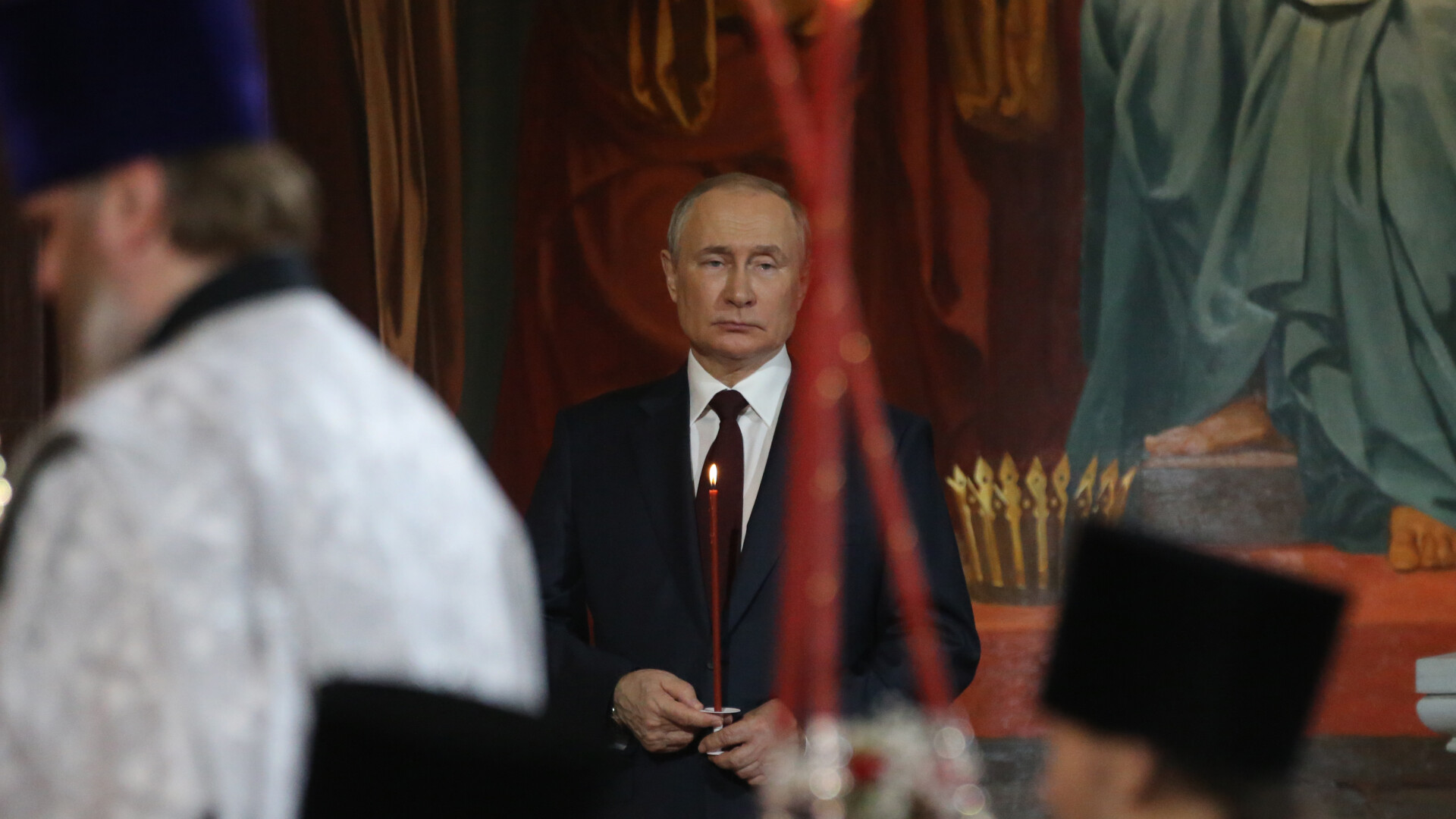 Cum a apărut Putin la slujba de Înviere. Patriarhul Kirill s-a rugat pentru protejarea „granițelor sfinte”