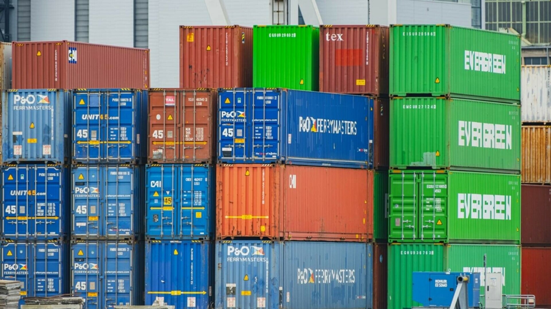 Bloomberg: UE ar putea impune tarife vamale suplimentare de 100 de miliarde de euro pentru produsele americane