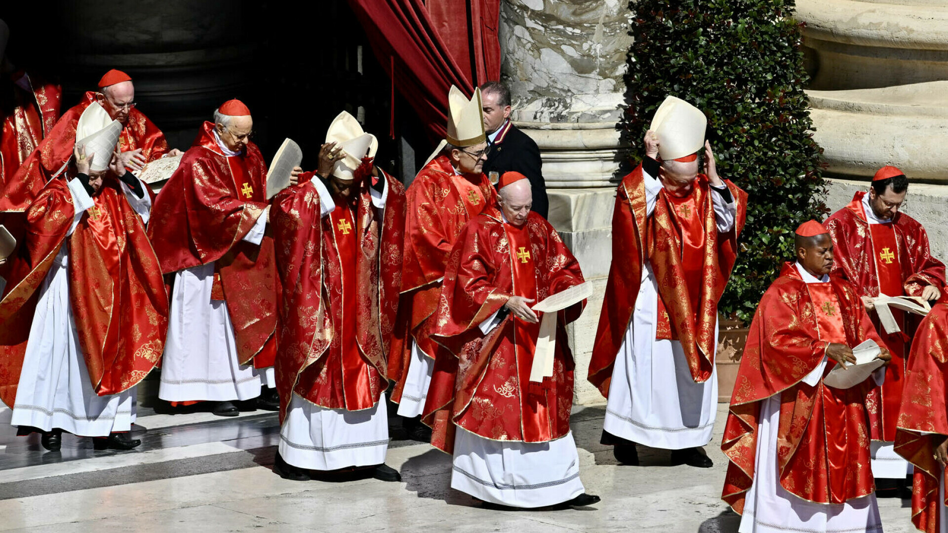 Conclav la Vatican pentru alegerea unui nou papă. Condițiile în care este ales succesorul papei Francisc
