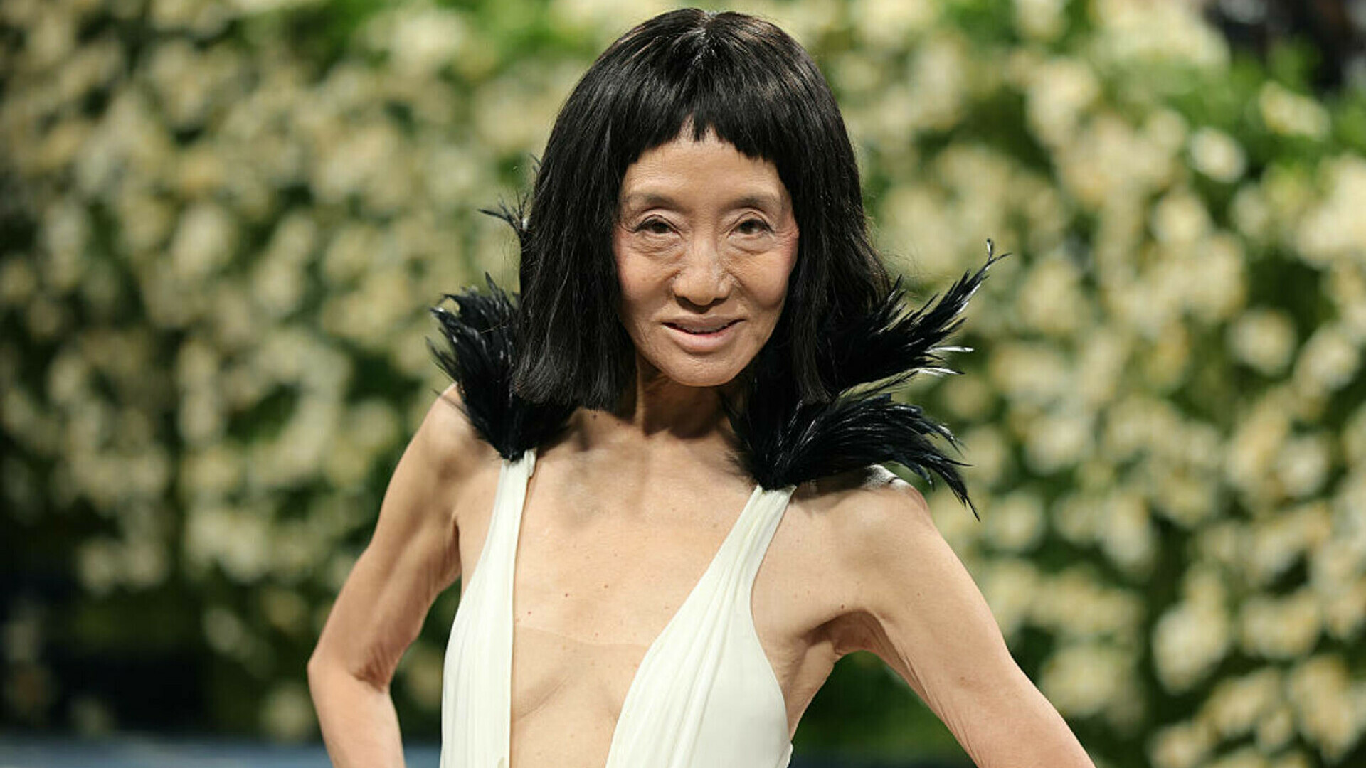 Vera Wang, de nerecunoscut la Met Gala 2025. Ținuta îndrăzneață cu care a pășit pe covorul roșu. GALERIE FOTO