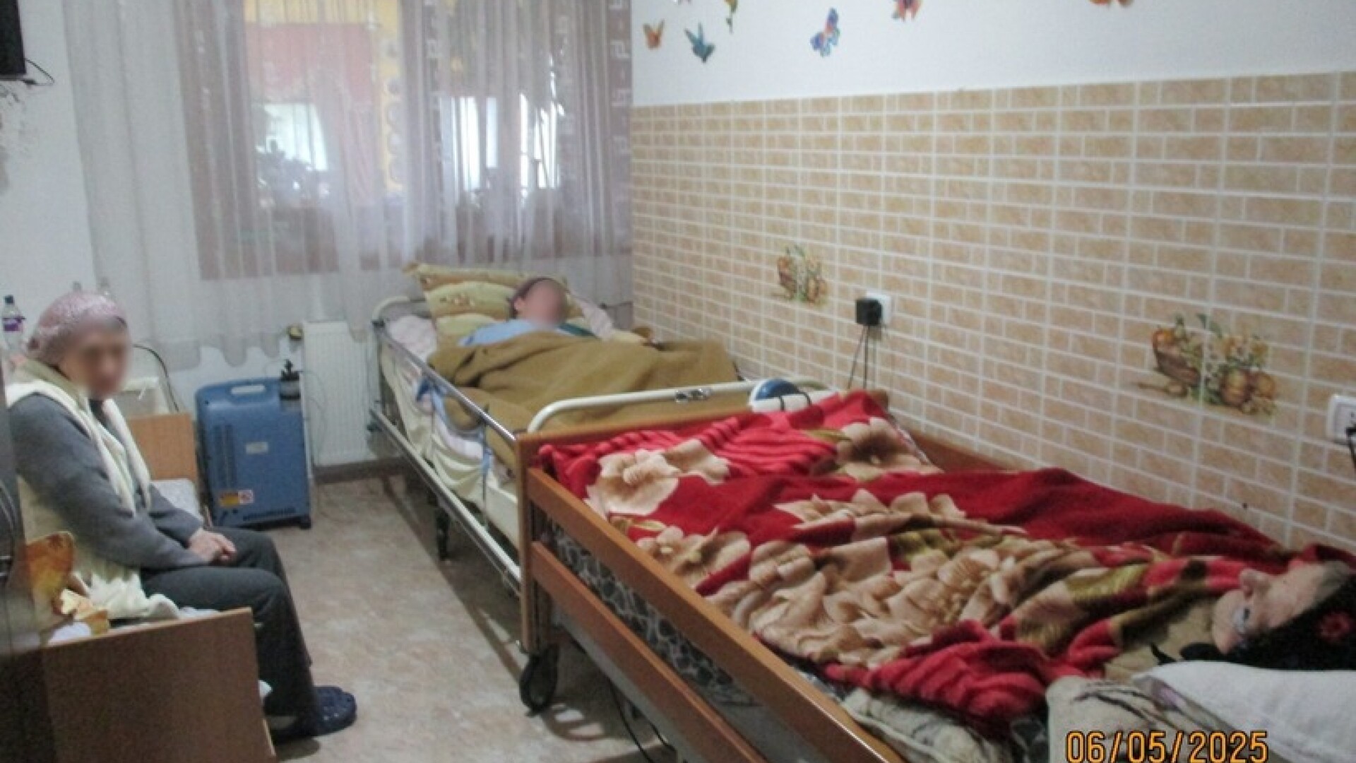 Ce au găsit inspectorii la căminul ororilor din Dorohoi. A venit urgent Poliția Criminalistică