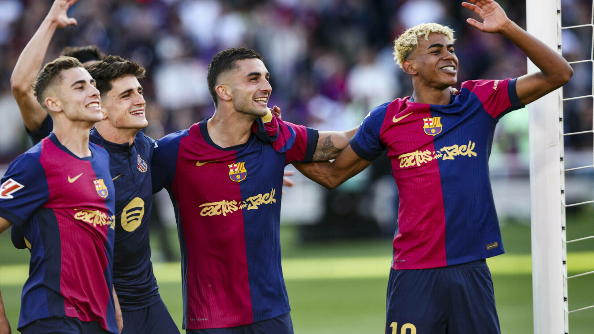 FC Barcelona, tot mai aproape de titlu în La Liga, după o victorie dramatică cu Real Madrid