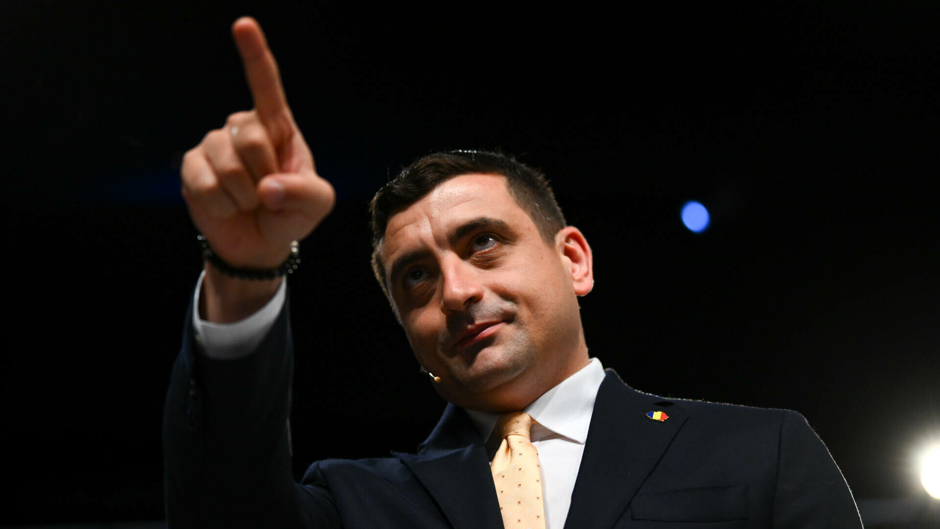 Fost ambasador al SUA în România, numit de Donald Trump: „Dl. Simion ar readuce țara în zilele dinainte de Revoluție”