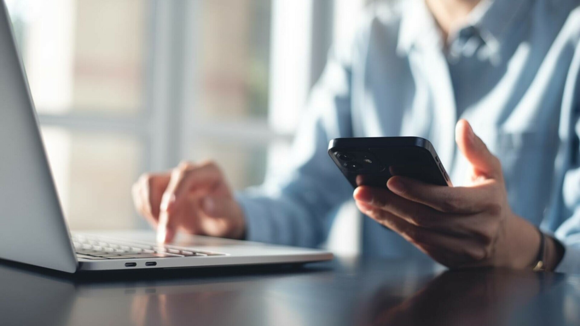 Creștere alarmantă a atacurilor SIM swapping în 2024. Cum să-ți protejezi numărul de telefon și conturile online