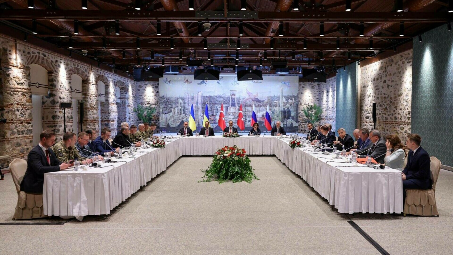 Negocieri pentru pacea din Ucraina. Rușii au cerut ceva doar verbal și au refuzat să-l scrie pe hârtie
