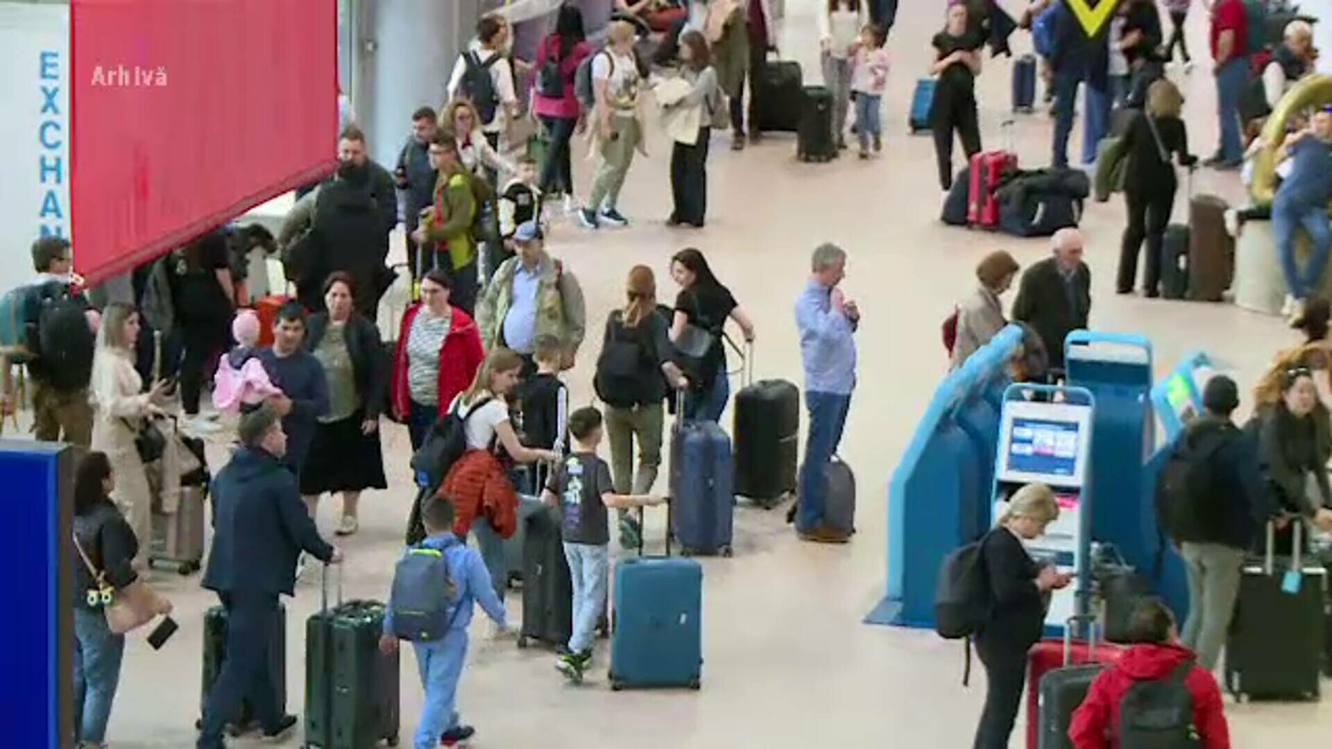 Haos pe aeroporturile din Franța. 170 de zboruri anulate și peste 30.000 de pasageri afectați
