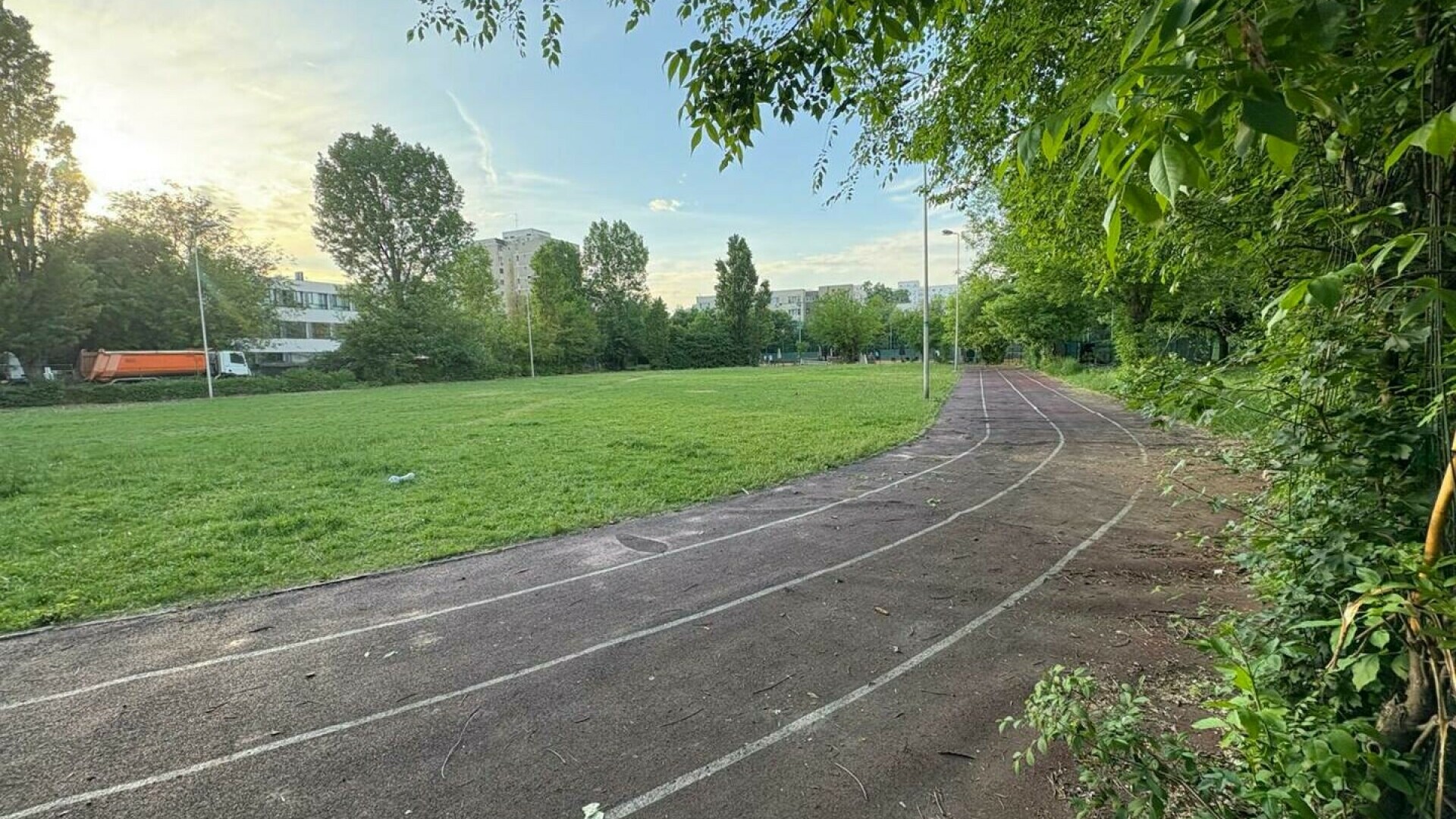 (P) Megastol incepe modernizarea celei mai mari baze sportive din sectorul 6