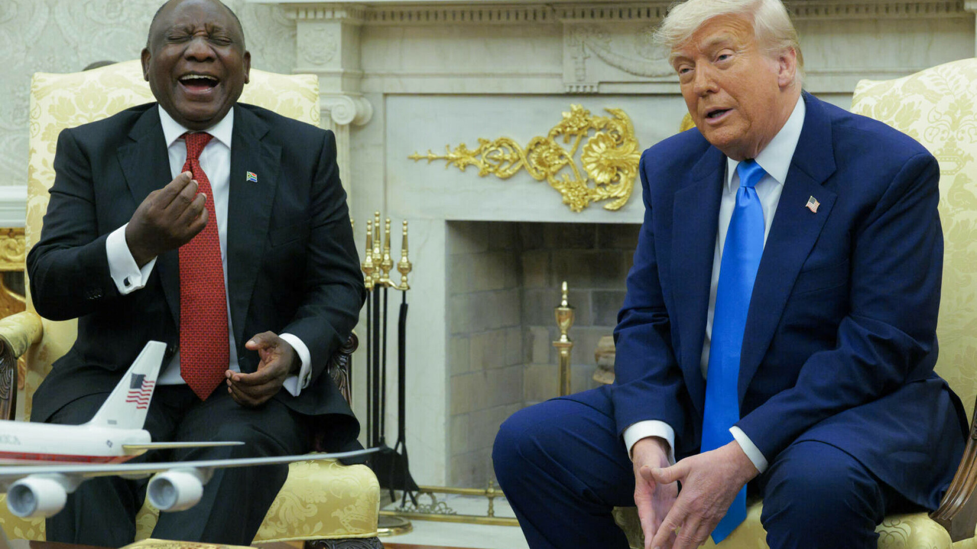 Confruntare între Donald Trump și omologul sud-african, în Biroul Oval. Președintele SUA l-a acuzat de genocid