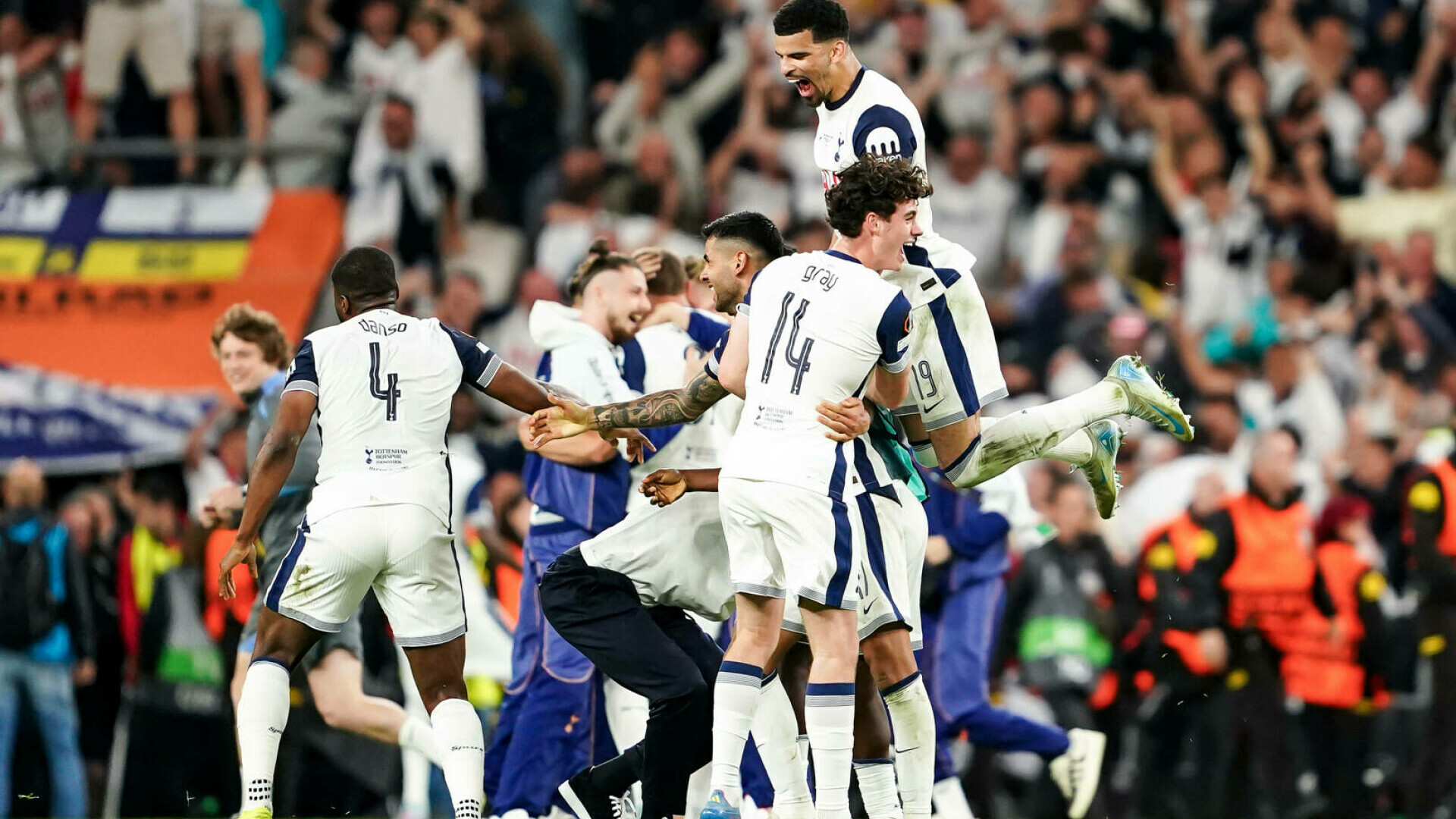 Tottenham, echipa lui Radu Drăgușin, a câștigat Europa League. A învins în finală cu 1-0 pe Manchester United. FOTO