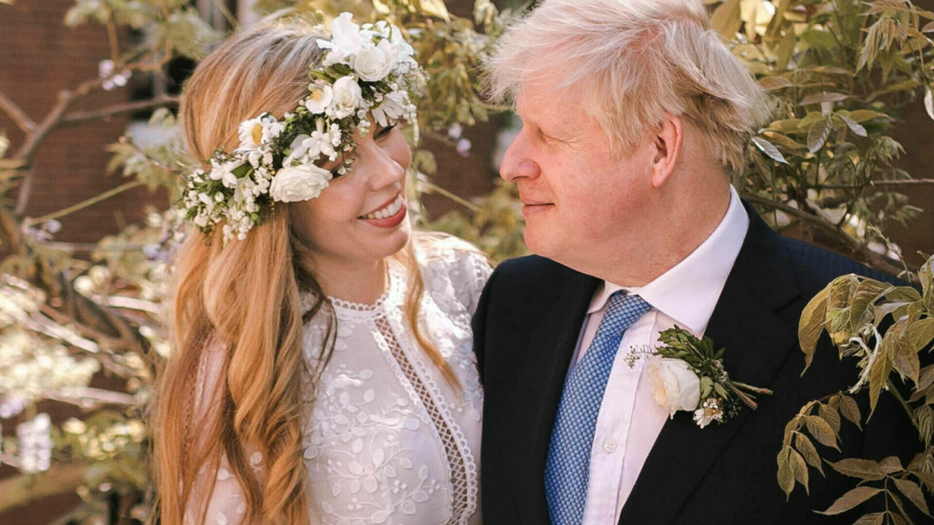 Fostul premier britanic Boris Johnson şi soţia sa au devenit părinți pentru a patra oară. „Viaţa nu poate fi mai frumoasă”