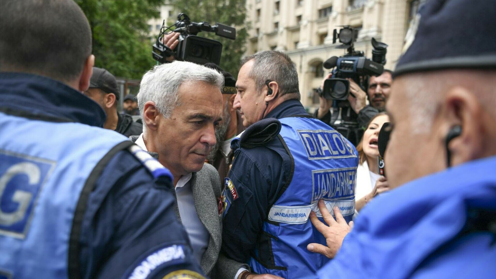 Călin Georgescu rămâne sub control judiciar după ce judecătorii i-au respins plângerea