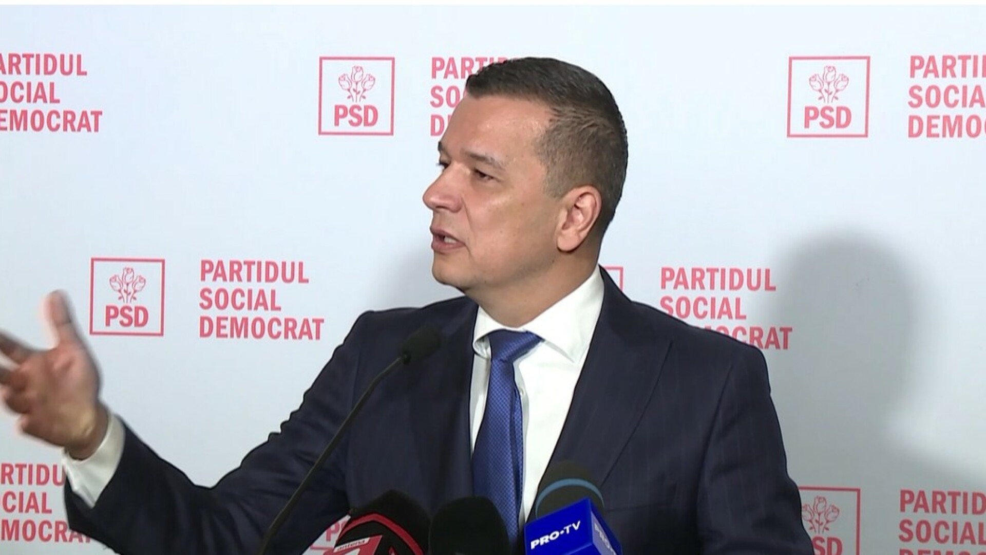 Sorin Grindeanu le cere parlamentarilor să renunțe la banii încasați din chirii, dacă au locuință în Capitală