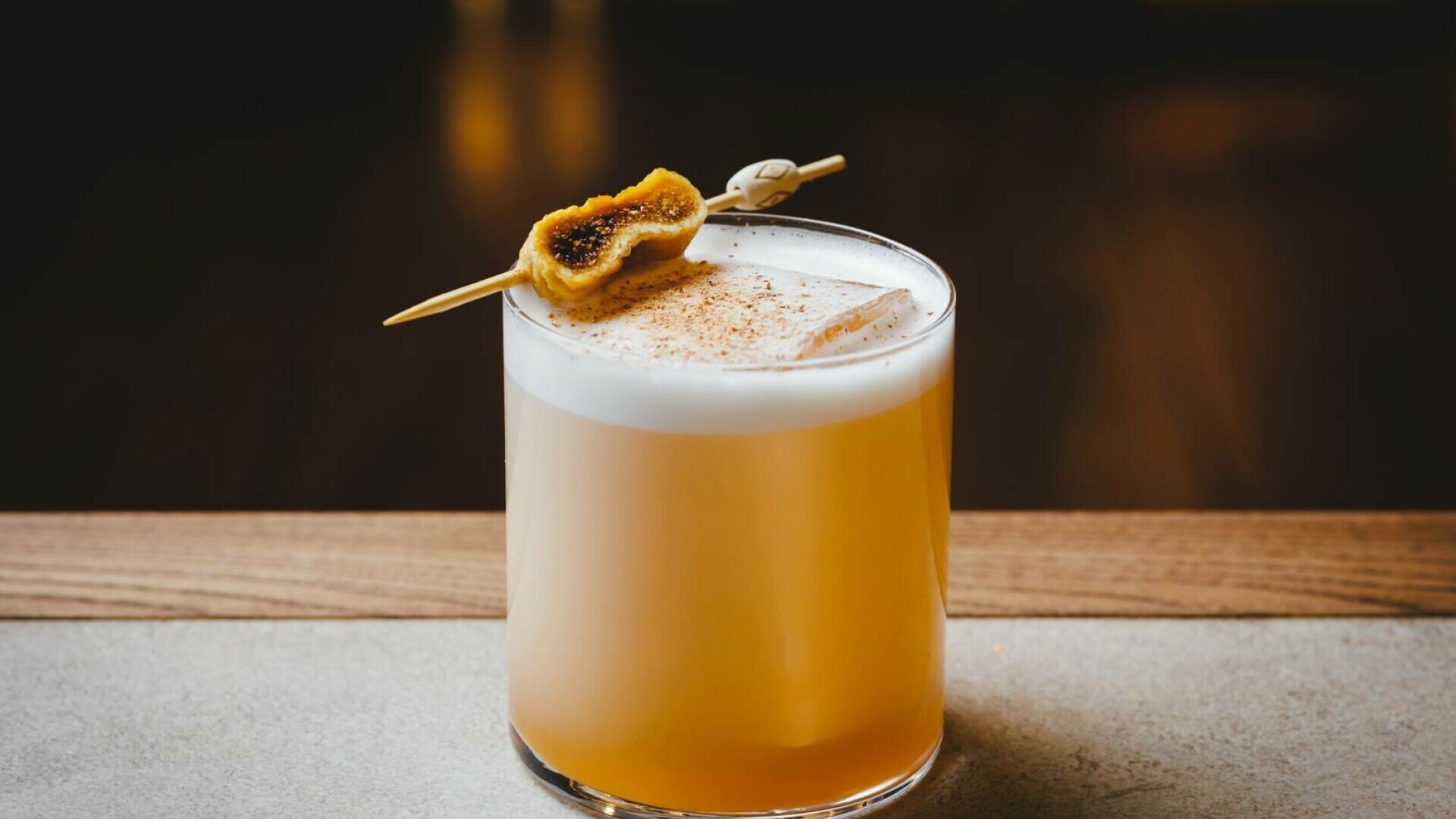 Amaretto Sour - rețeta clasică de cocktail dulce-acrișor. Cum se prepară această băutură